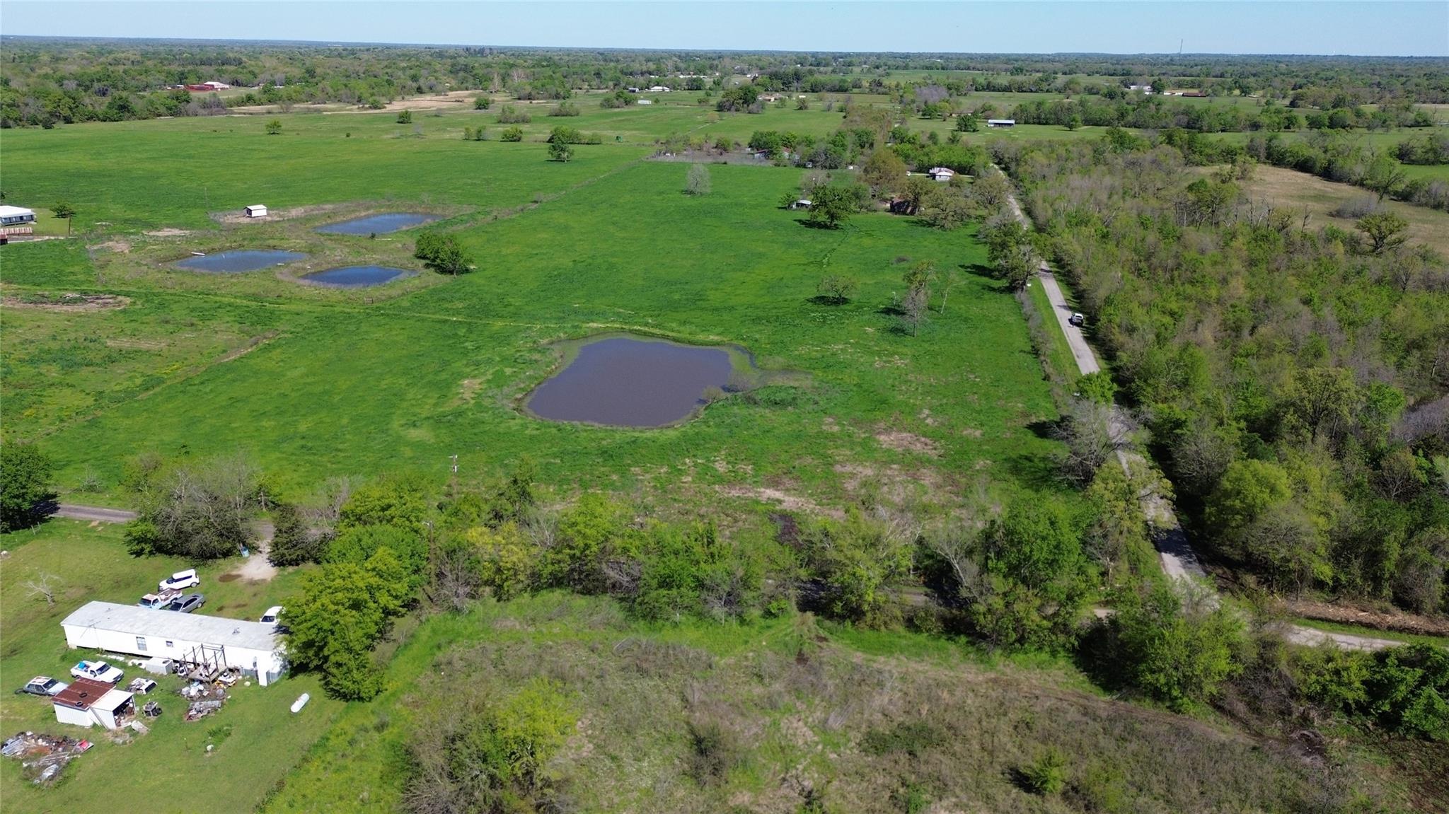 main property photo 7