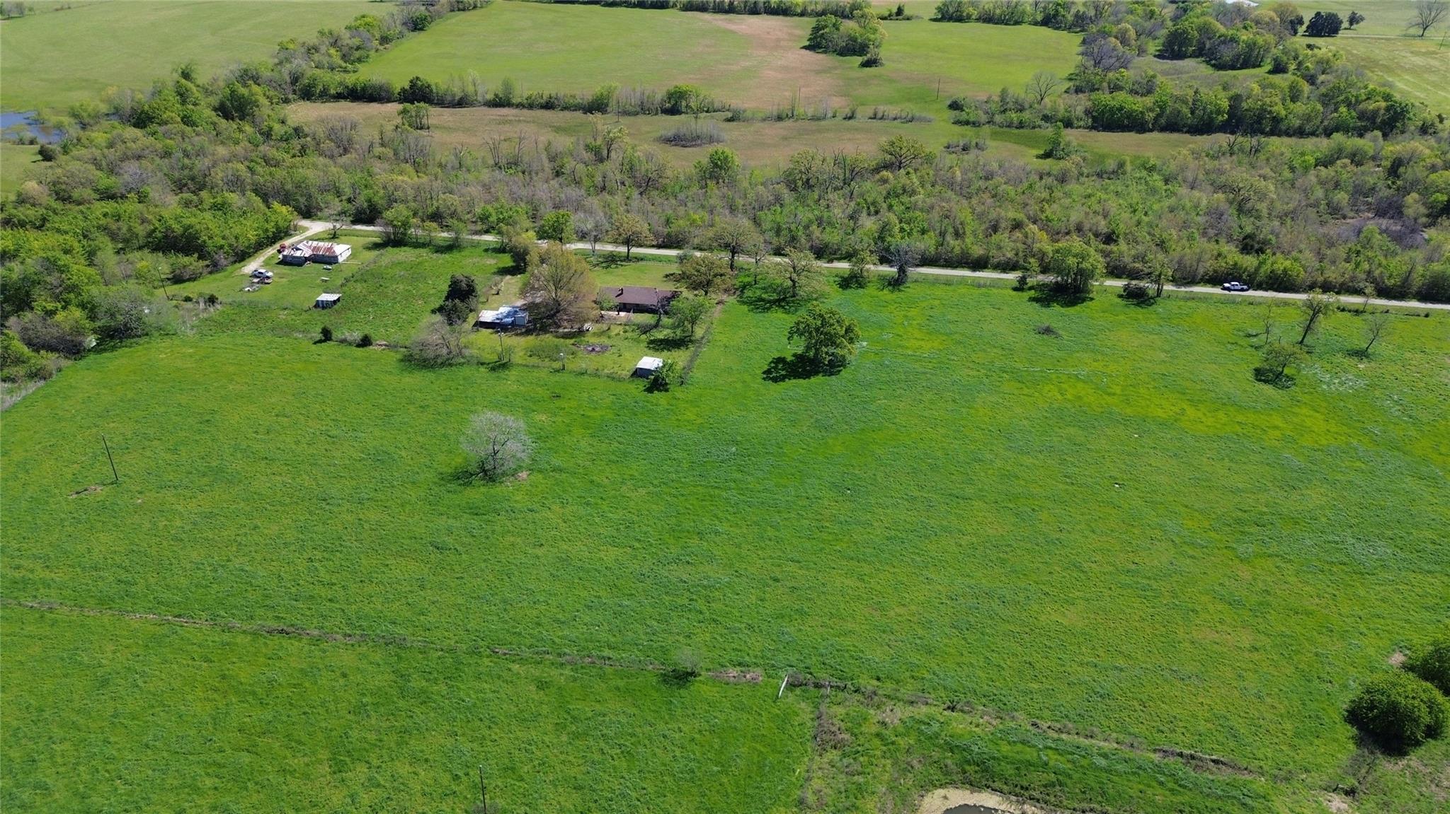 main property photo 14