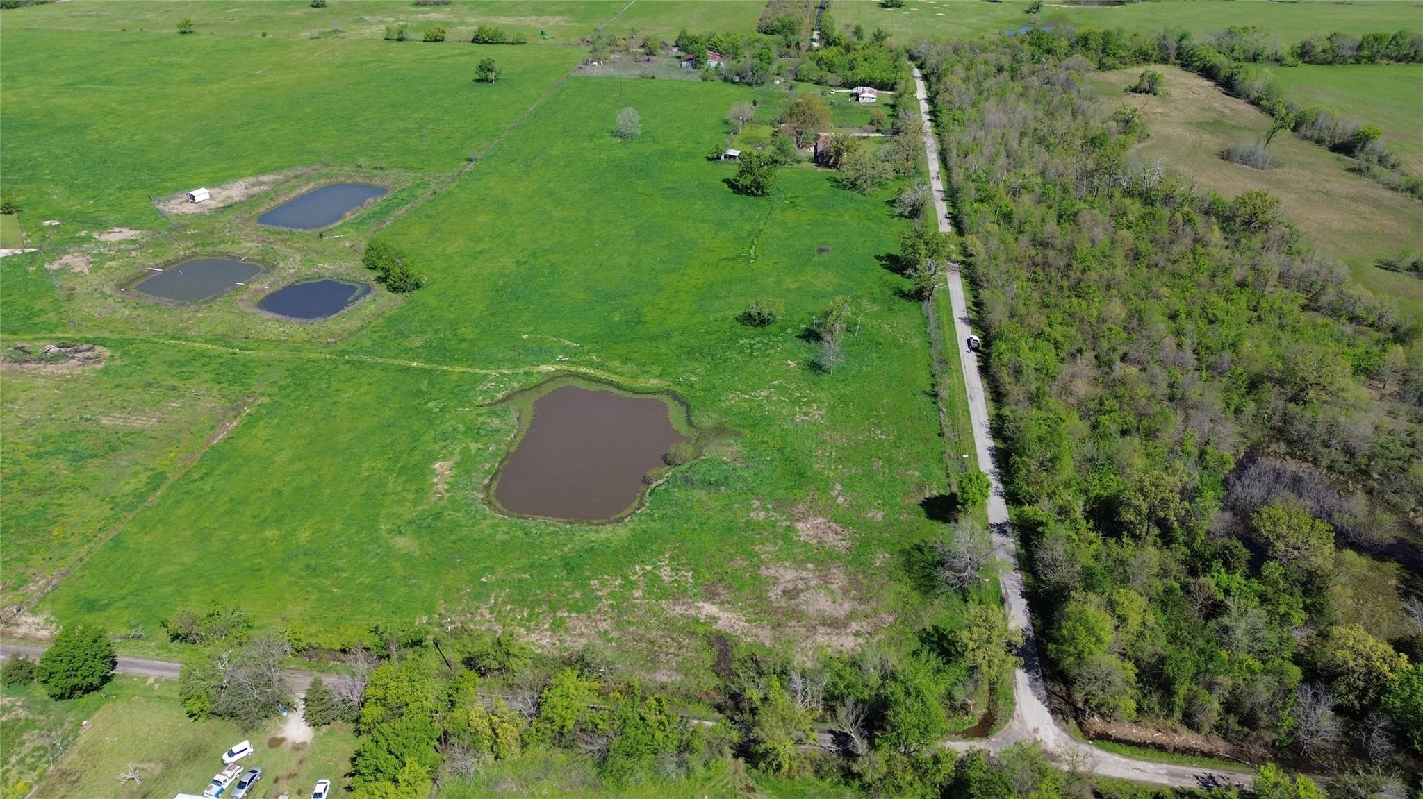 main property photo 8
