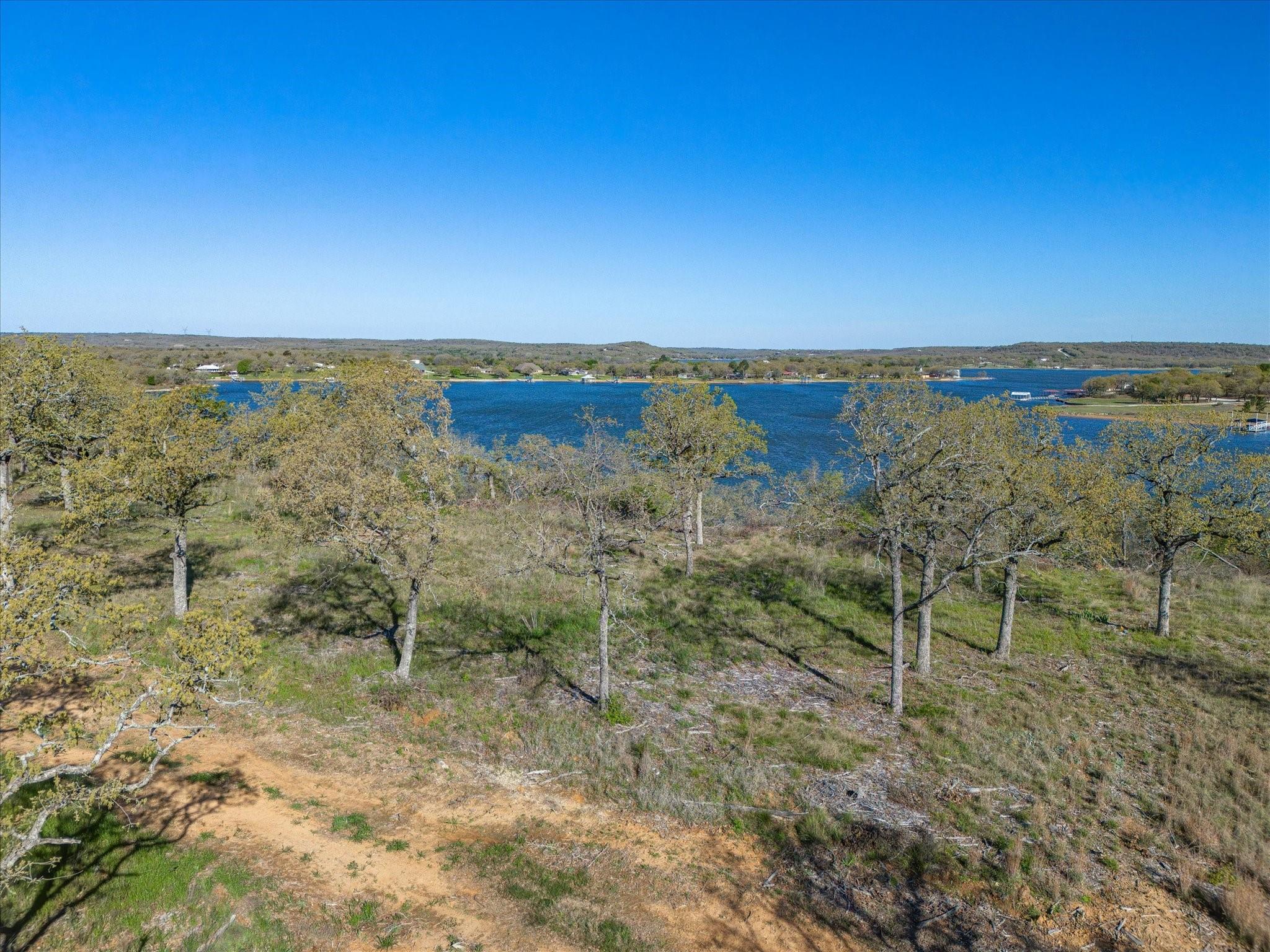 main property photo 10