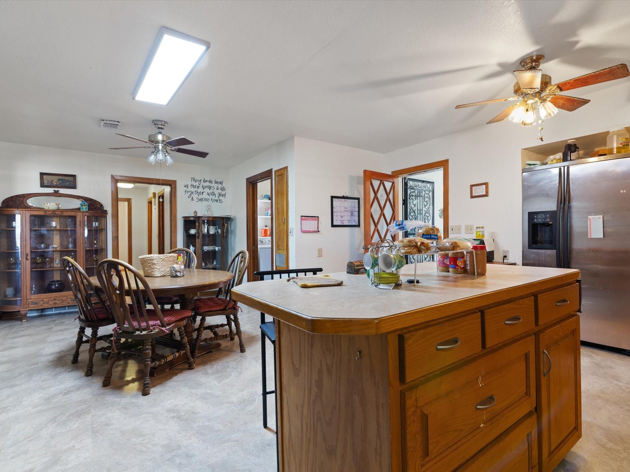 main property photo 28