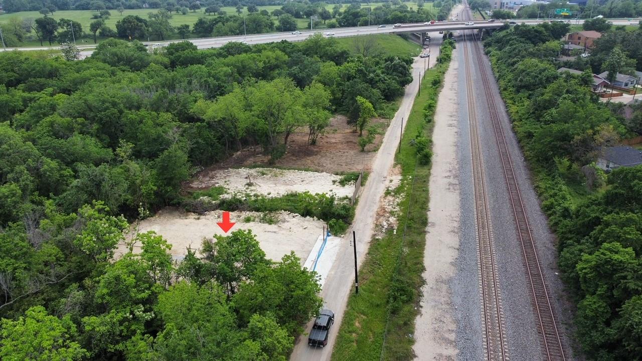 property viewer photo 6