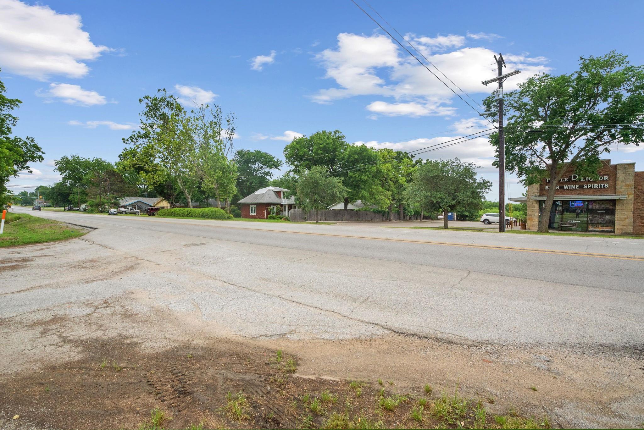 main property photo 9