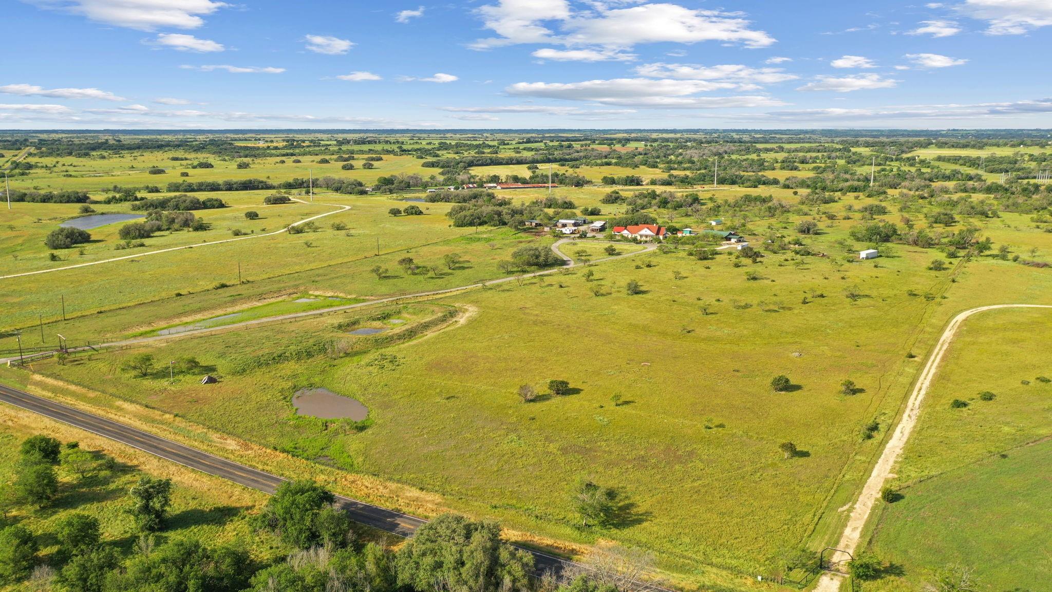 main property photo 17