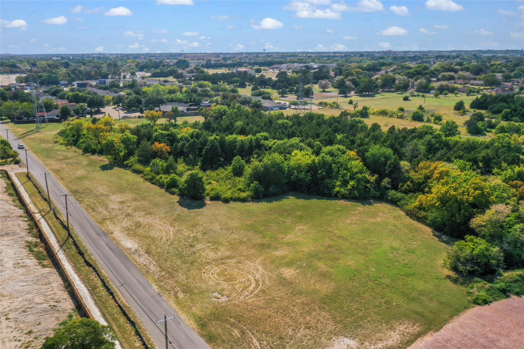 main property photo 18