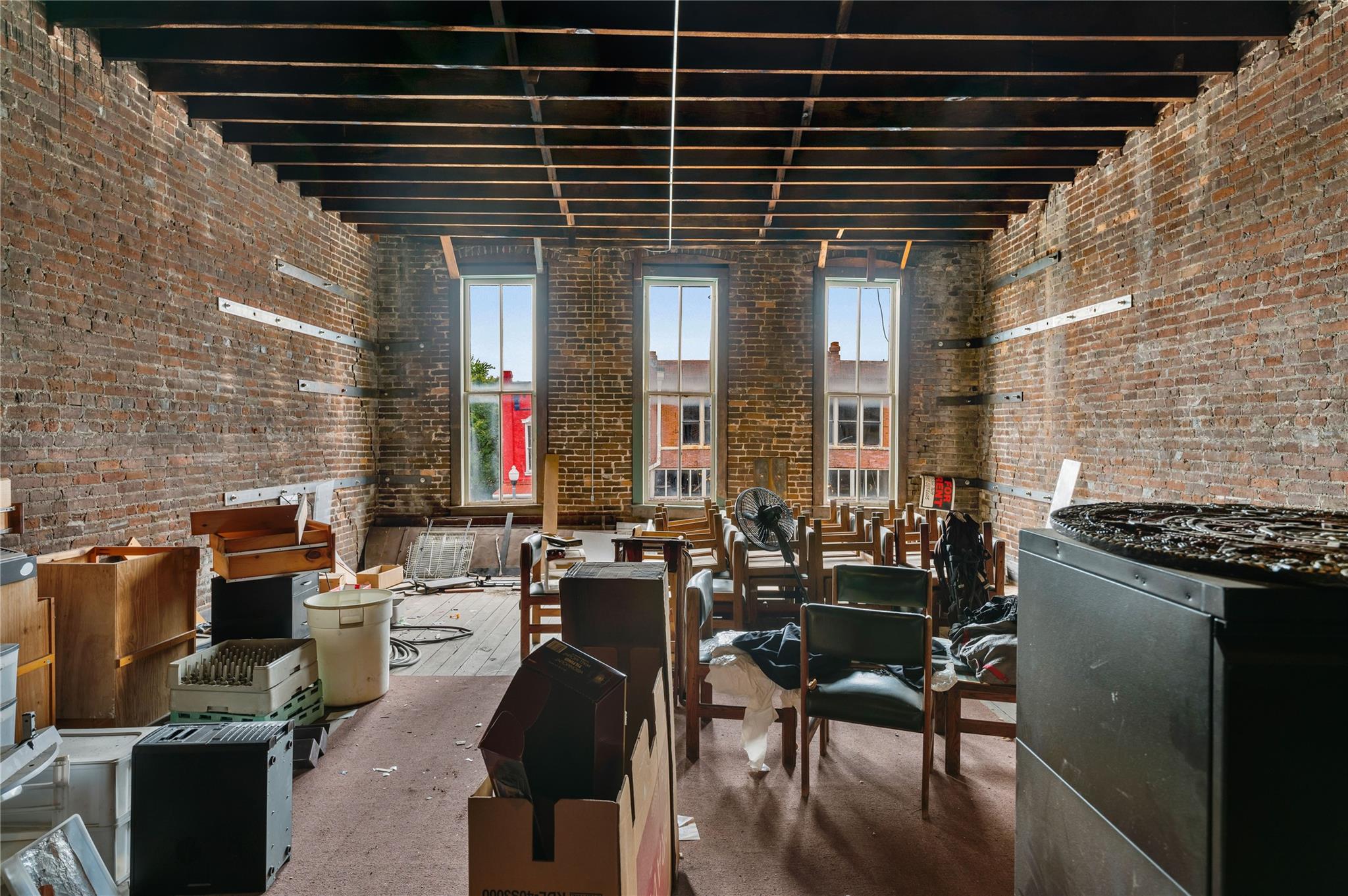 main property photo 24