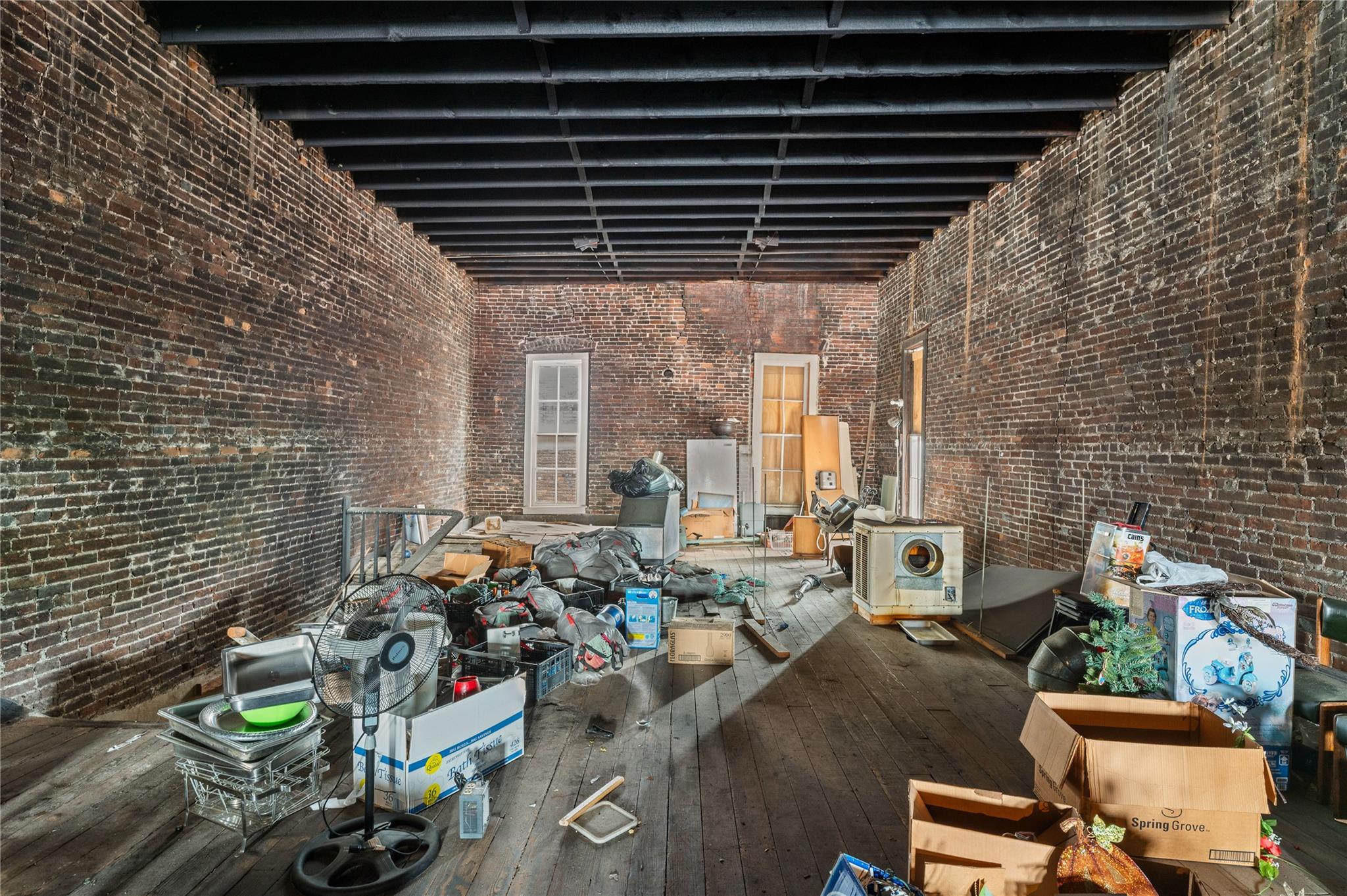 main property photo 27
