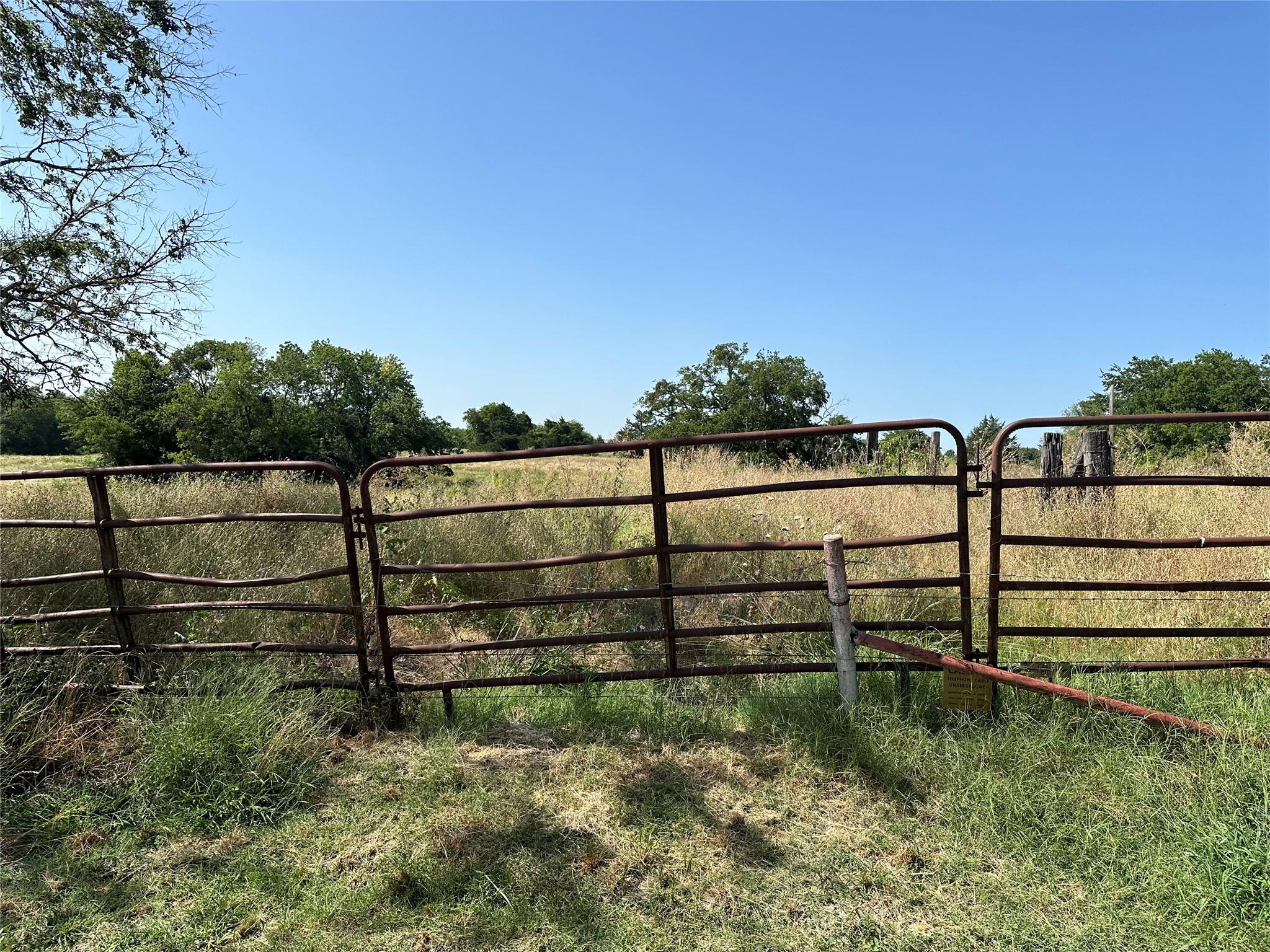 main property photo 15