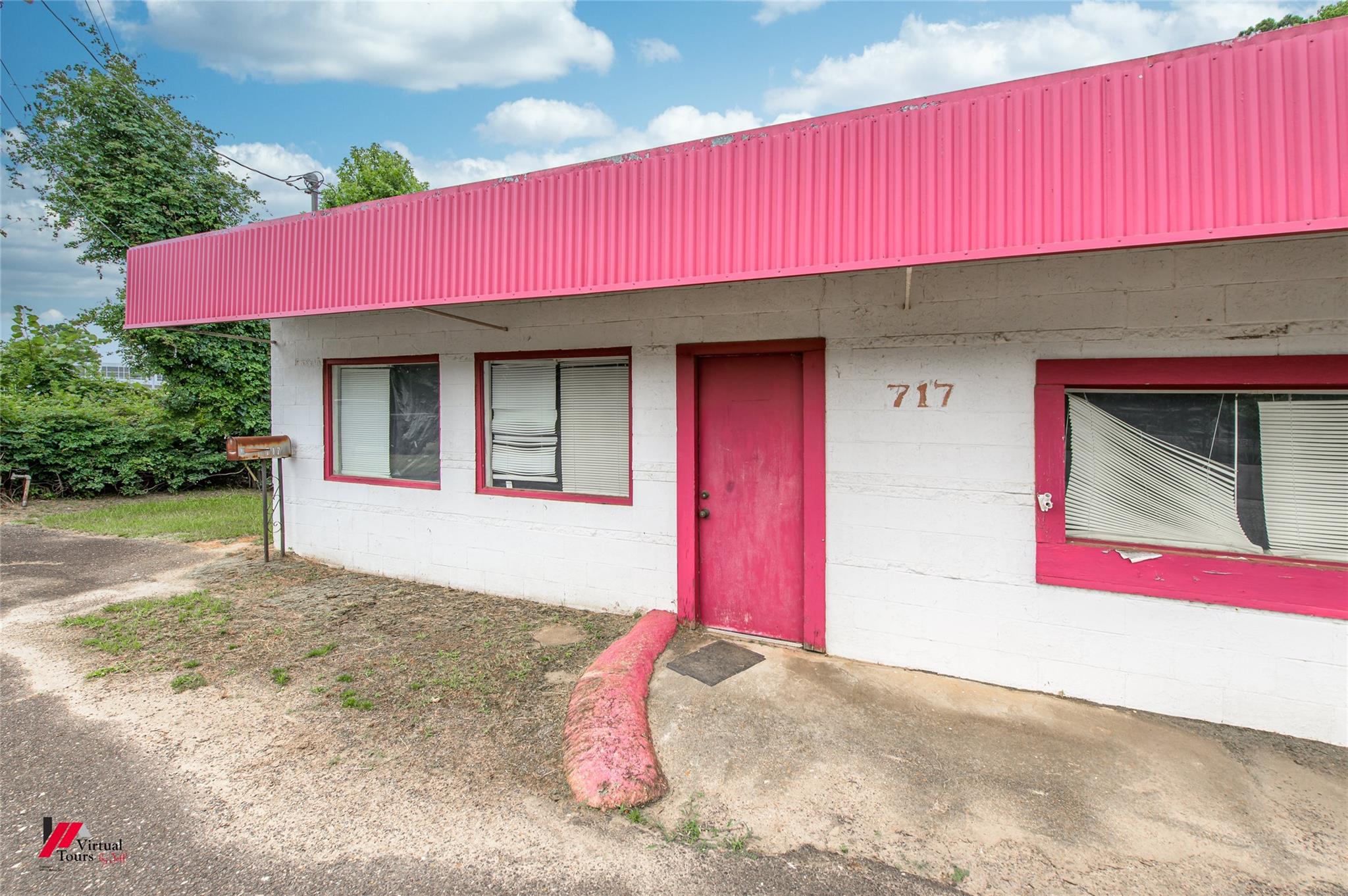 main property photo 6