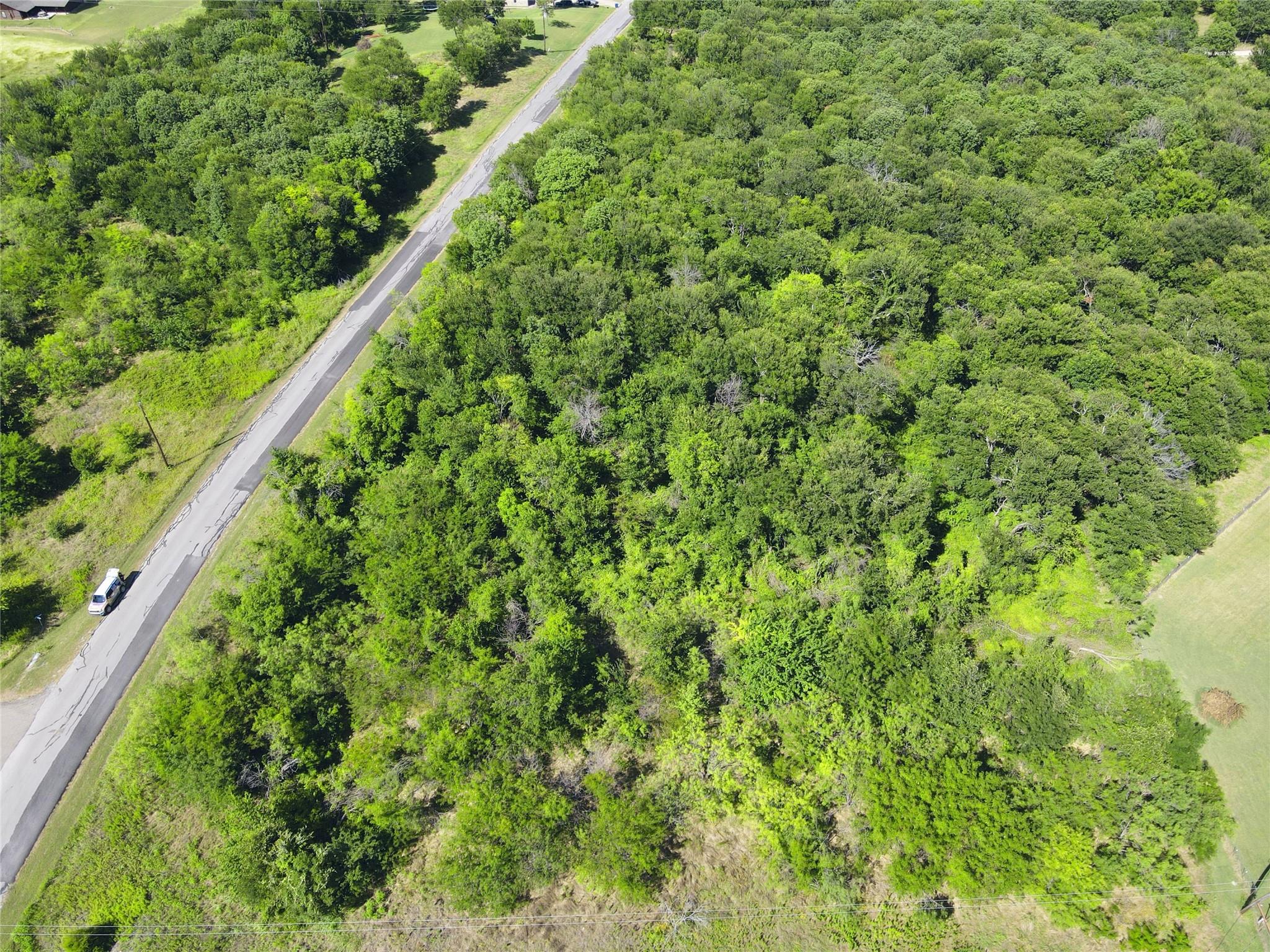 main property photo 8