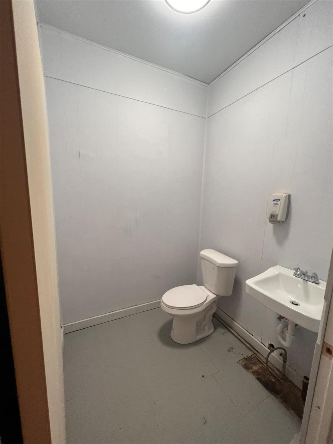 main property photo 16