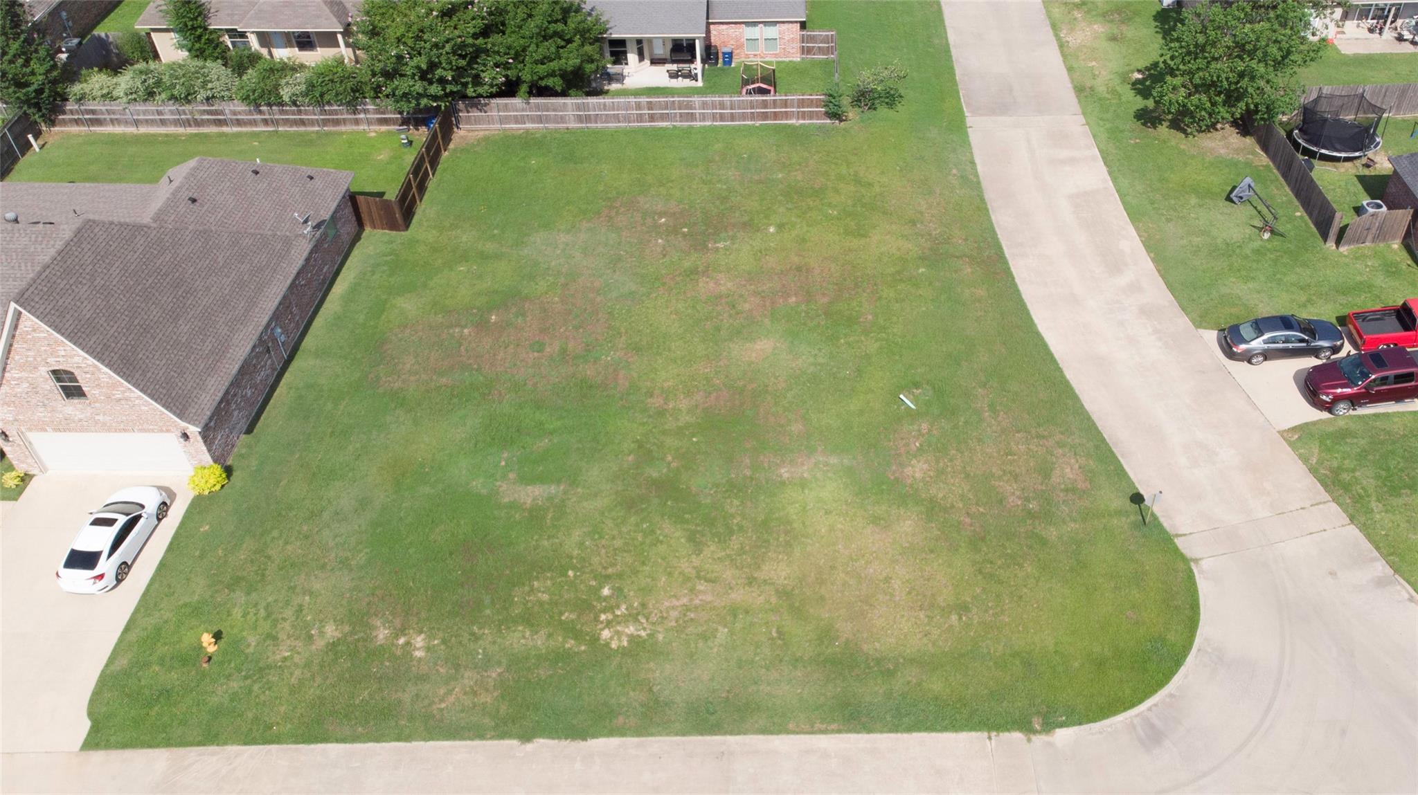 main property photo 3