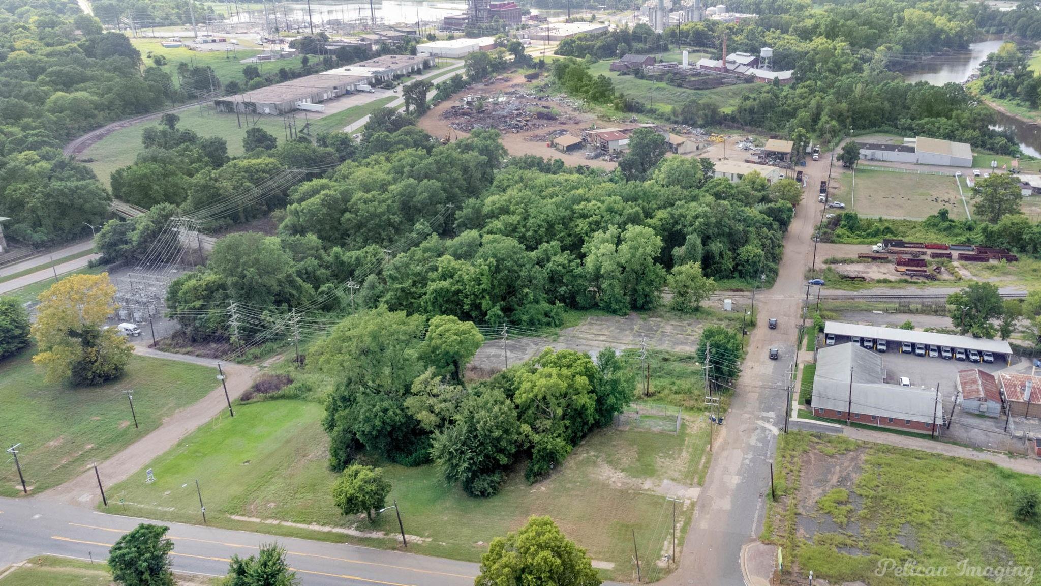 main property photo 10