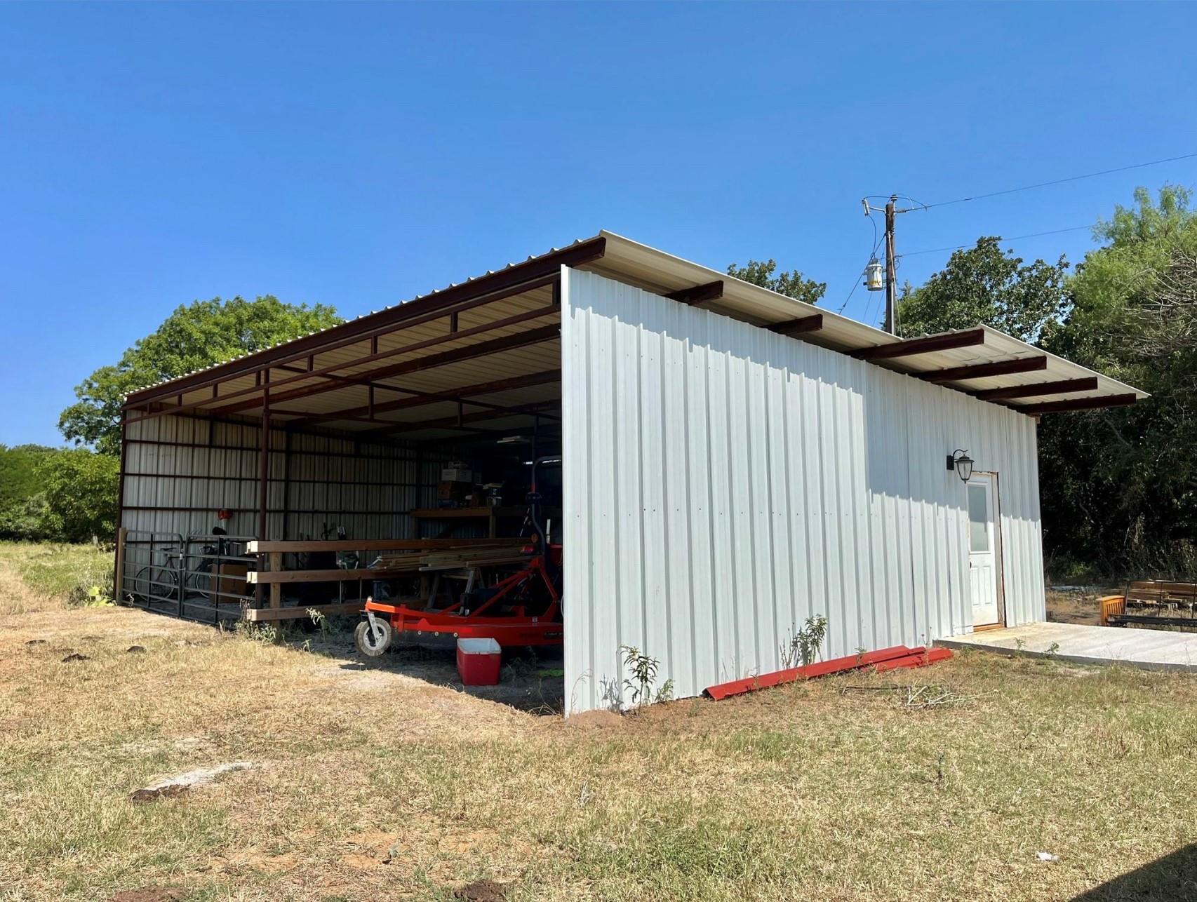 main property photo 25