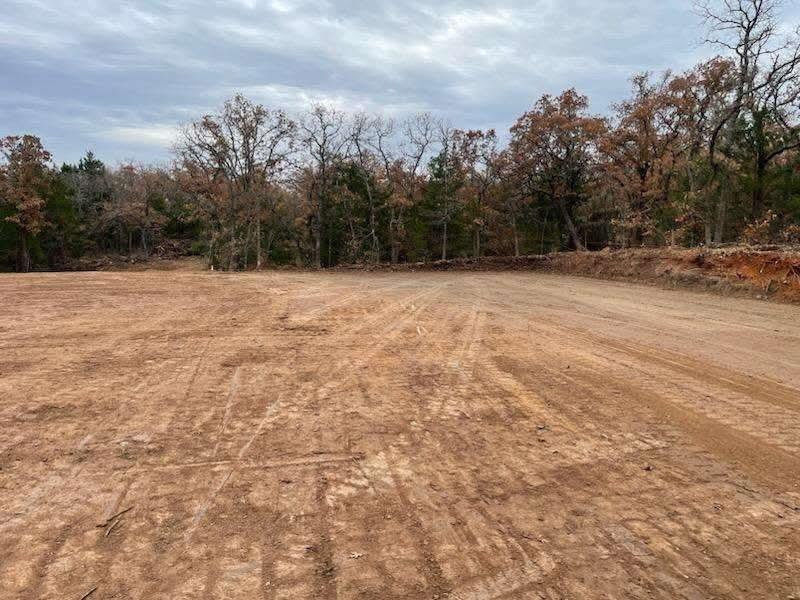 main property photo 20