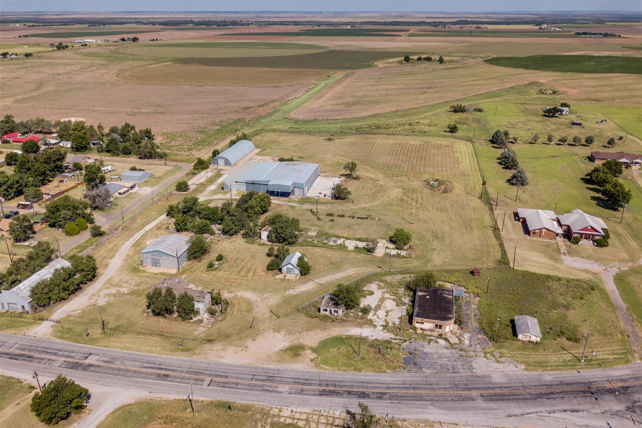 main property photo 3