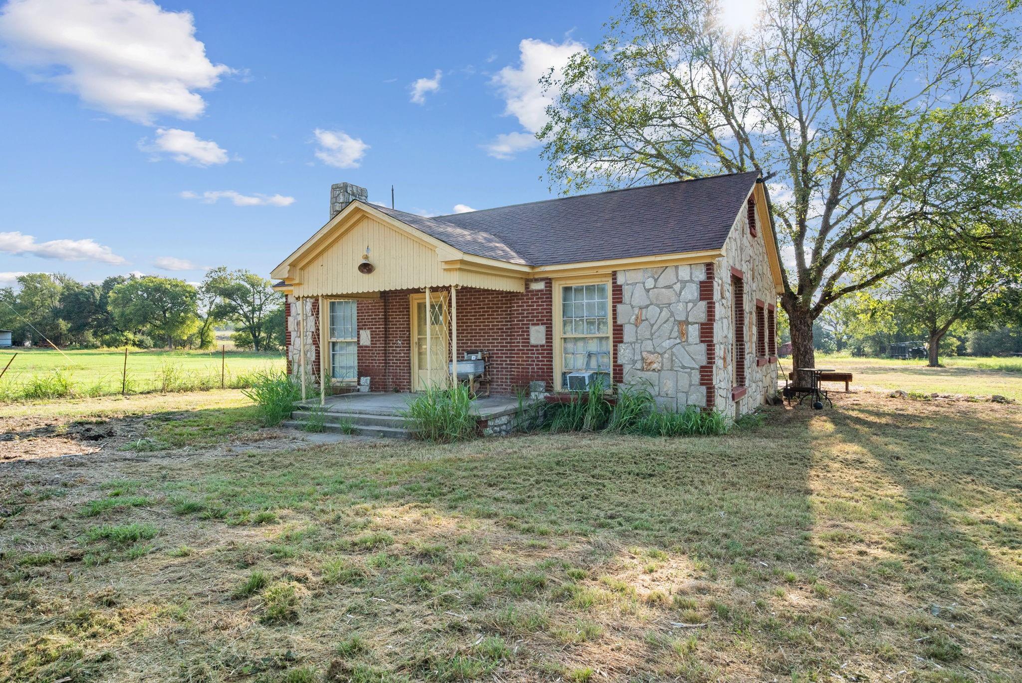 main property photo 35