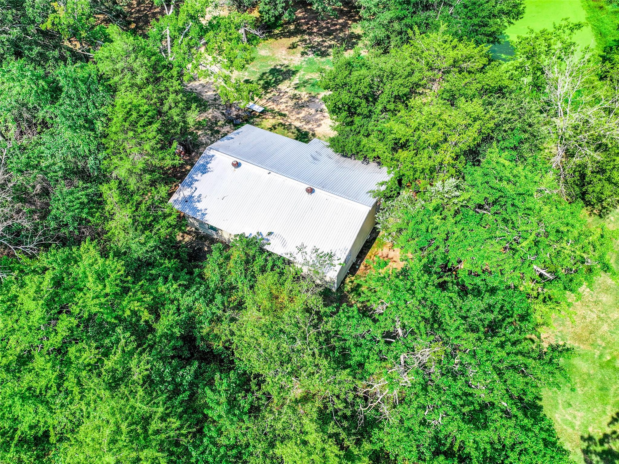 main property photo 11