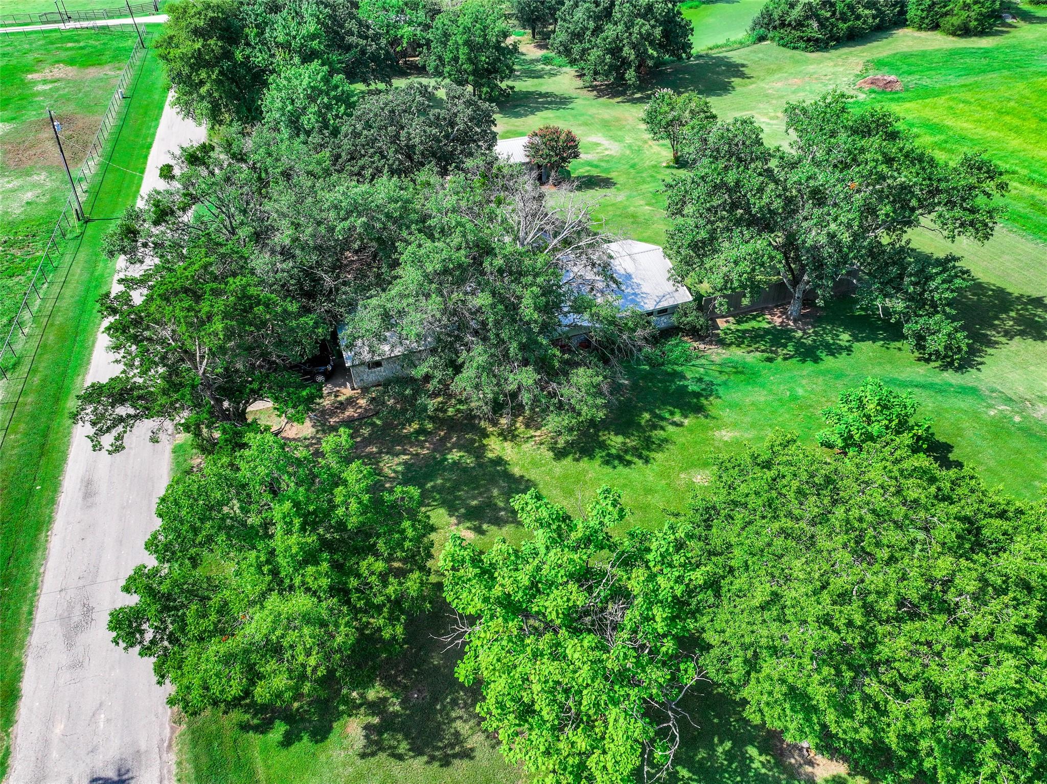 main property photo 13