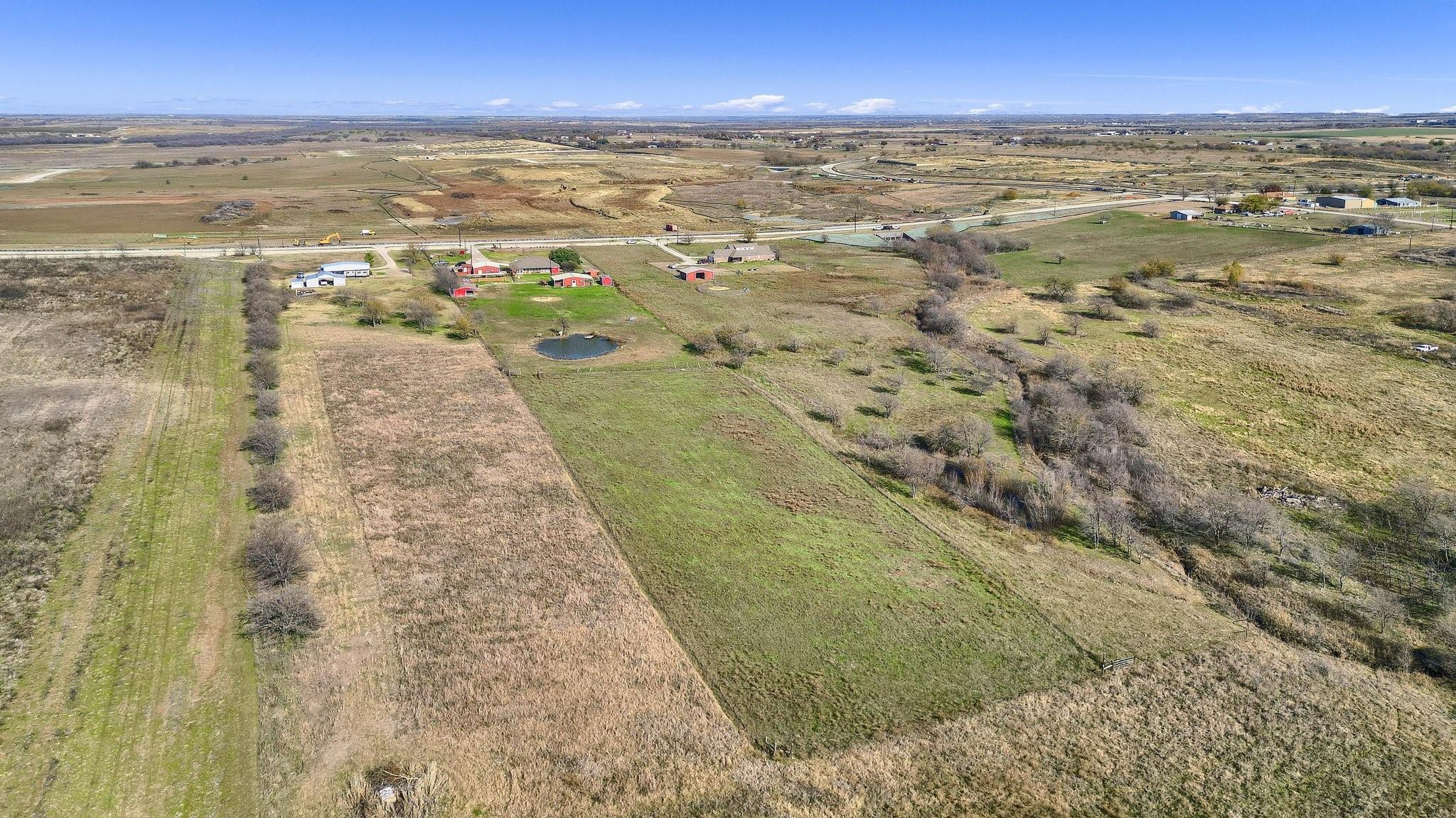 main property photo 11
