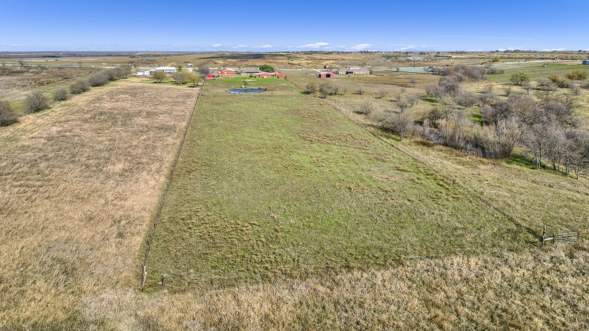 main property photo 14