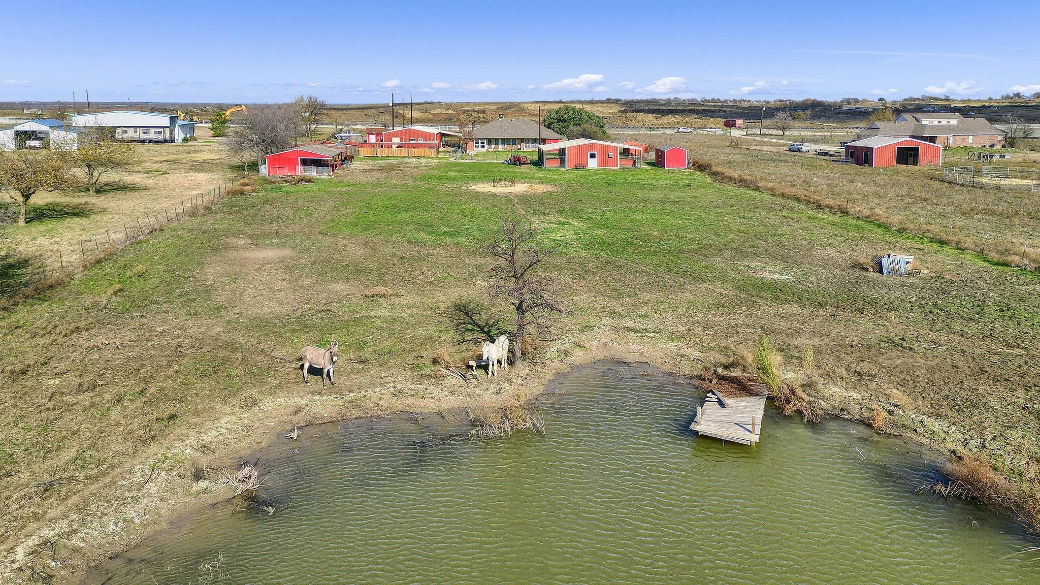 main property photo 17