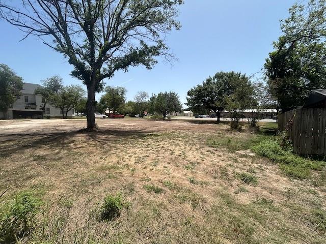 main property photo 9