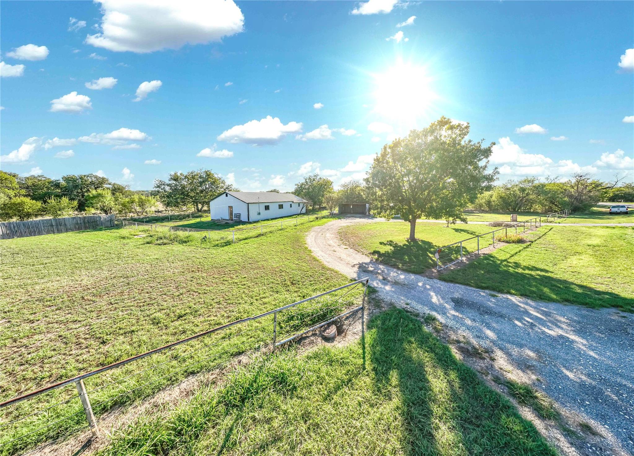 main property photo 25