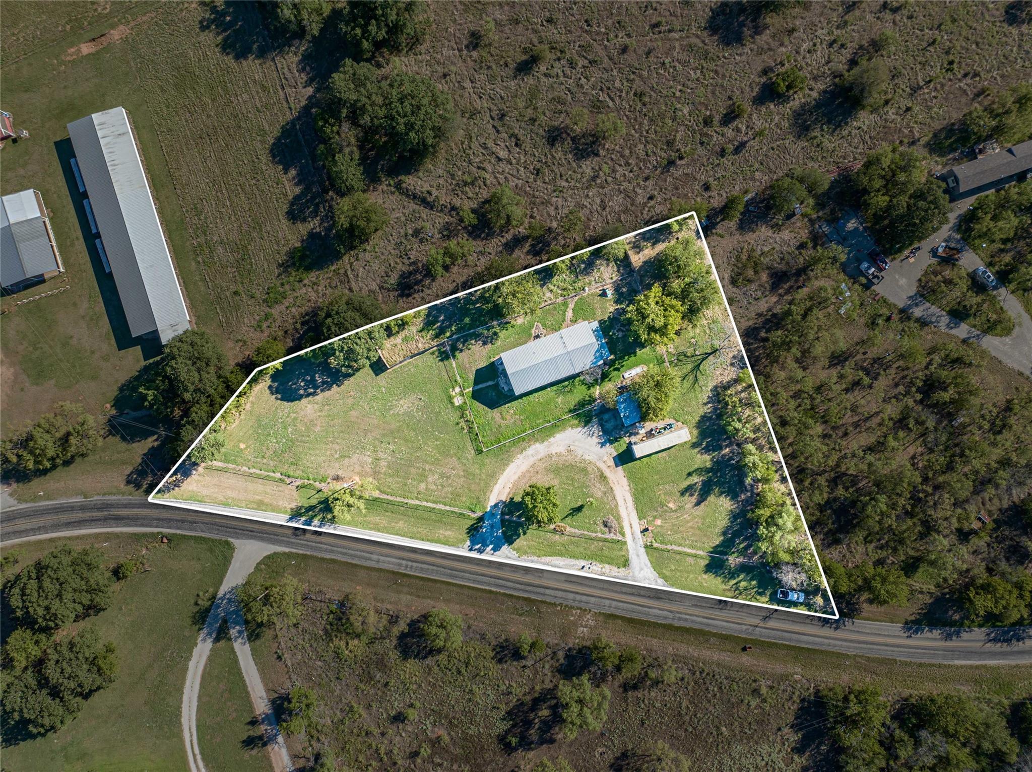 main property photo 32