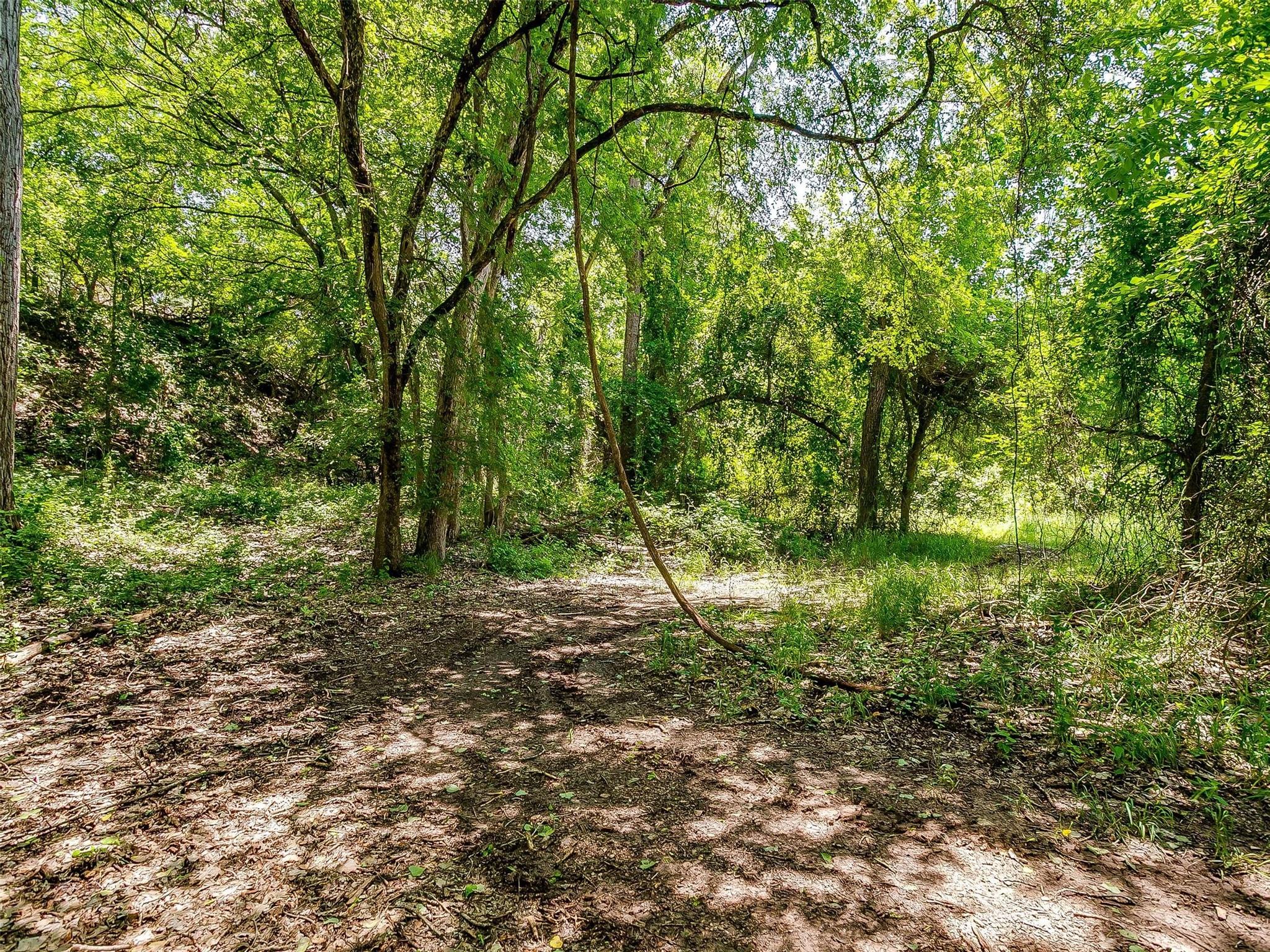 main property photo 12