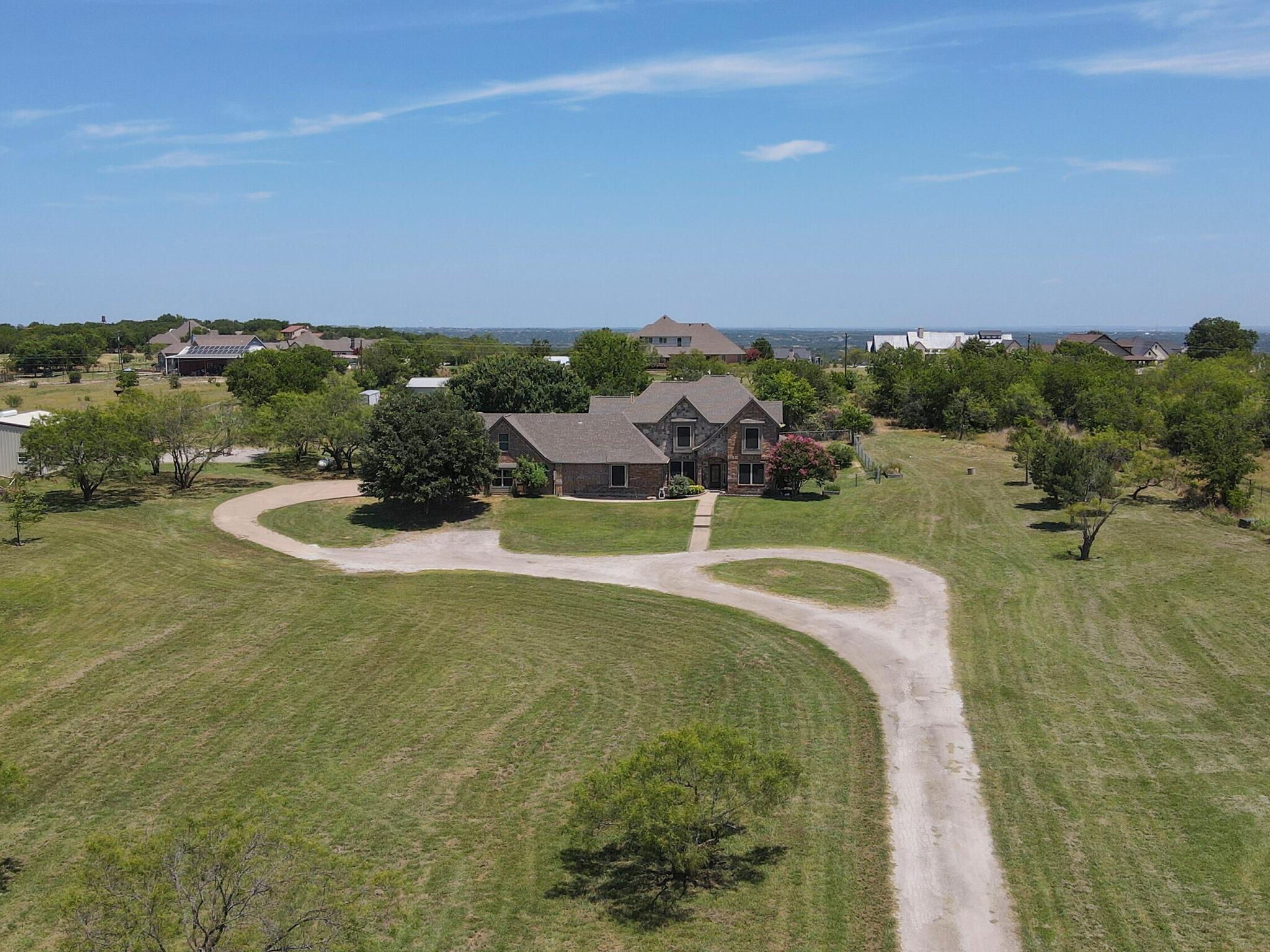 main property photo 4