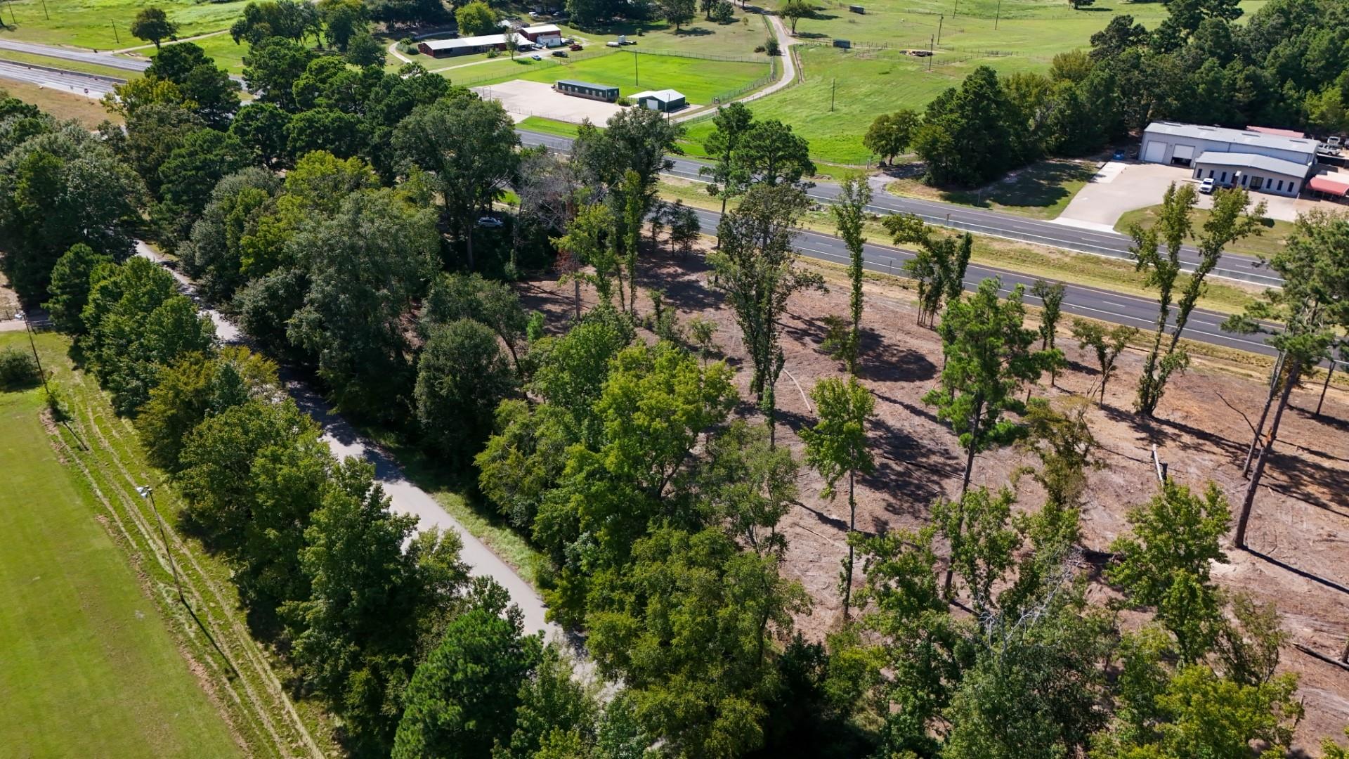 main property photo 24