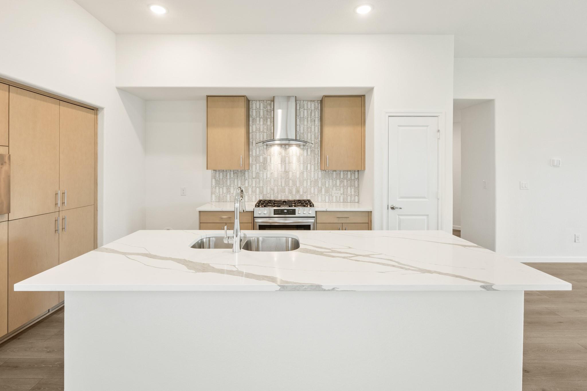property viewer photo 8