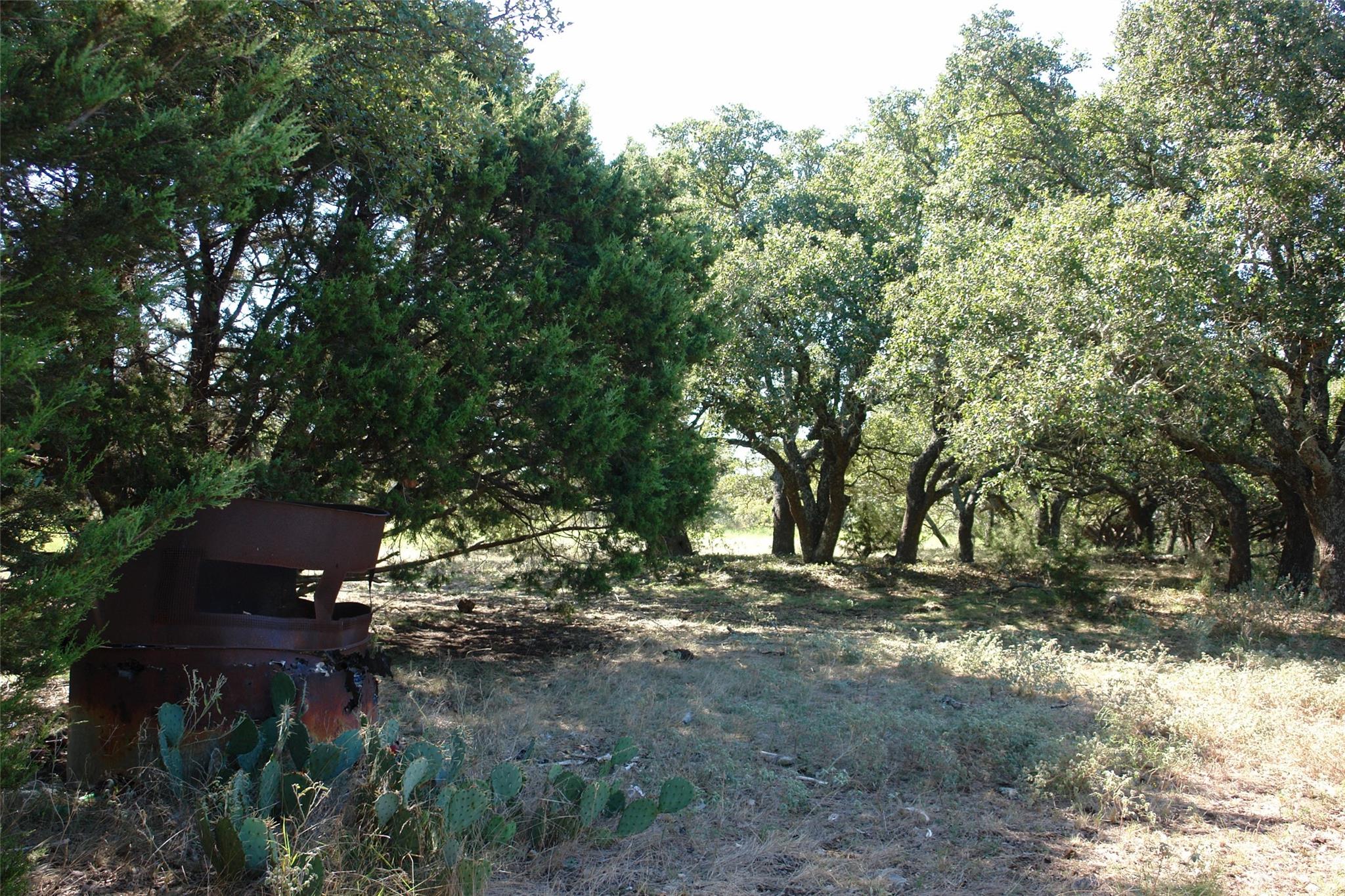 main property photo 17