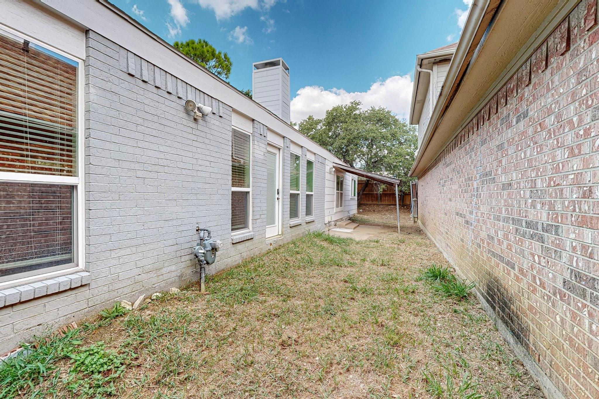 main property photo 33