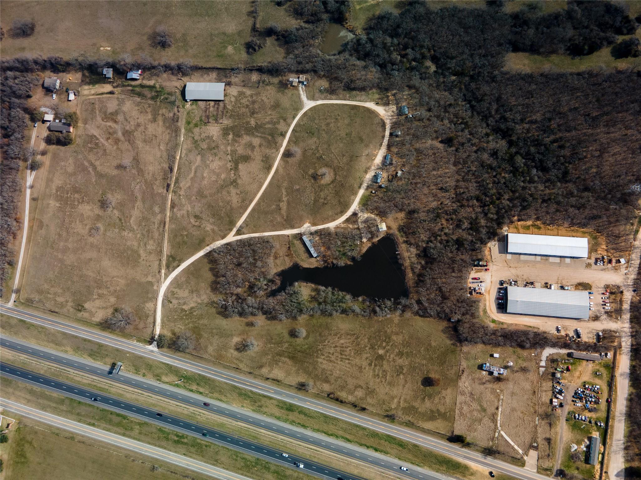 main property photo 35