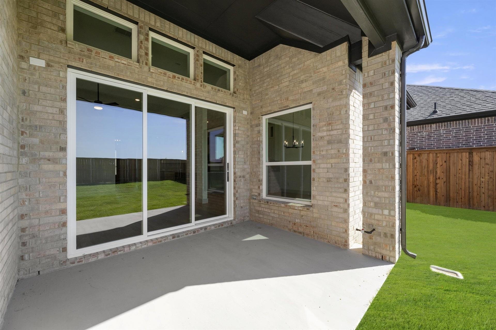 main property photo 31