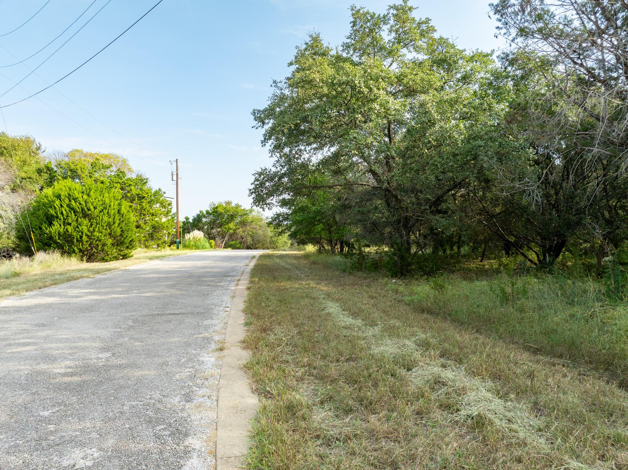 main property photo 17
