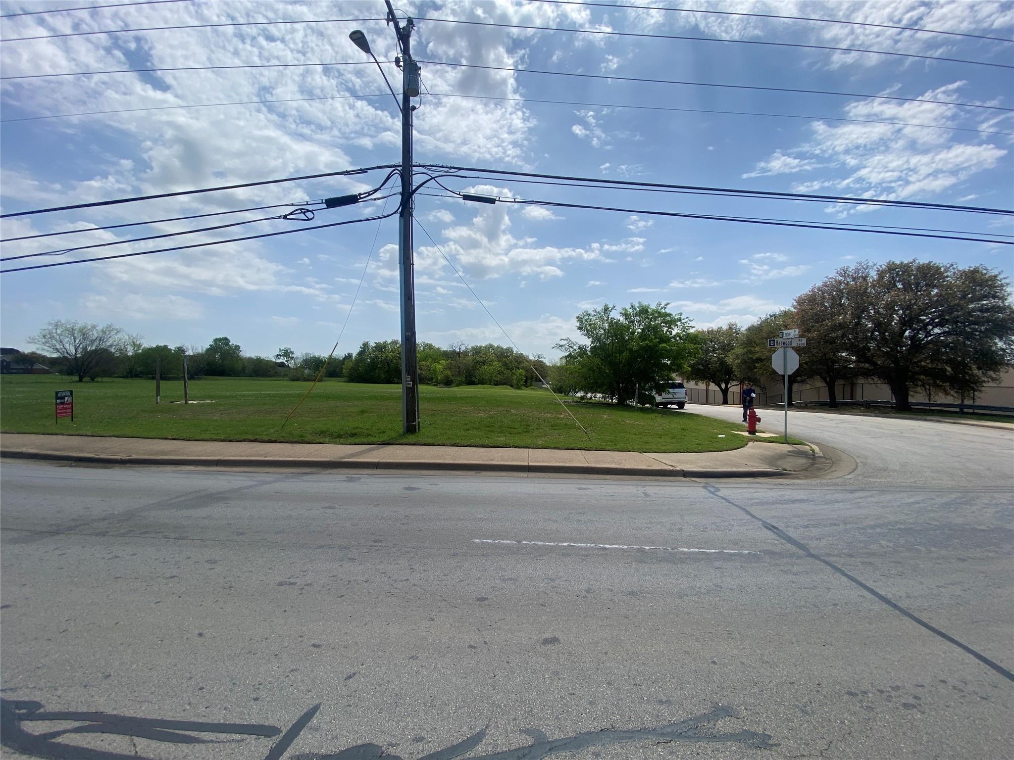 main property photo 16
