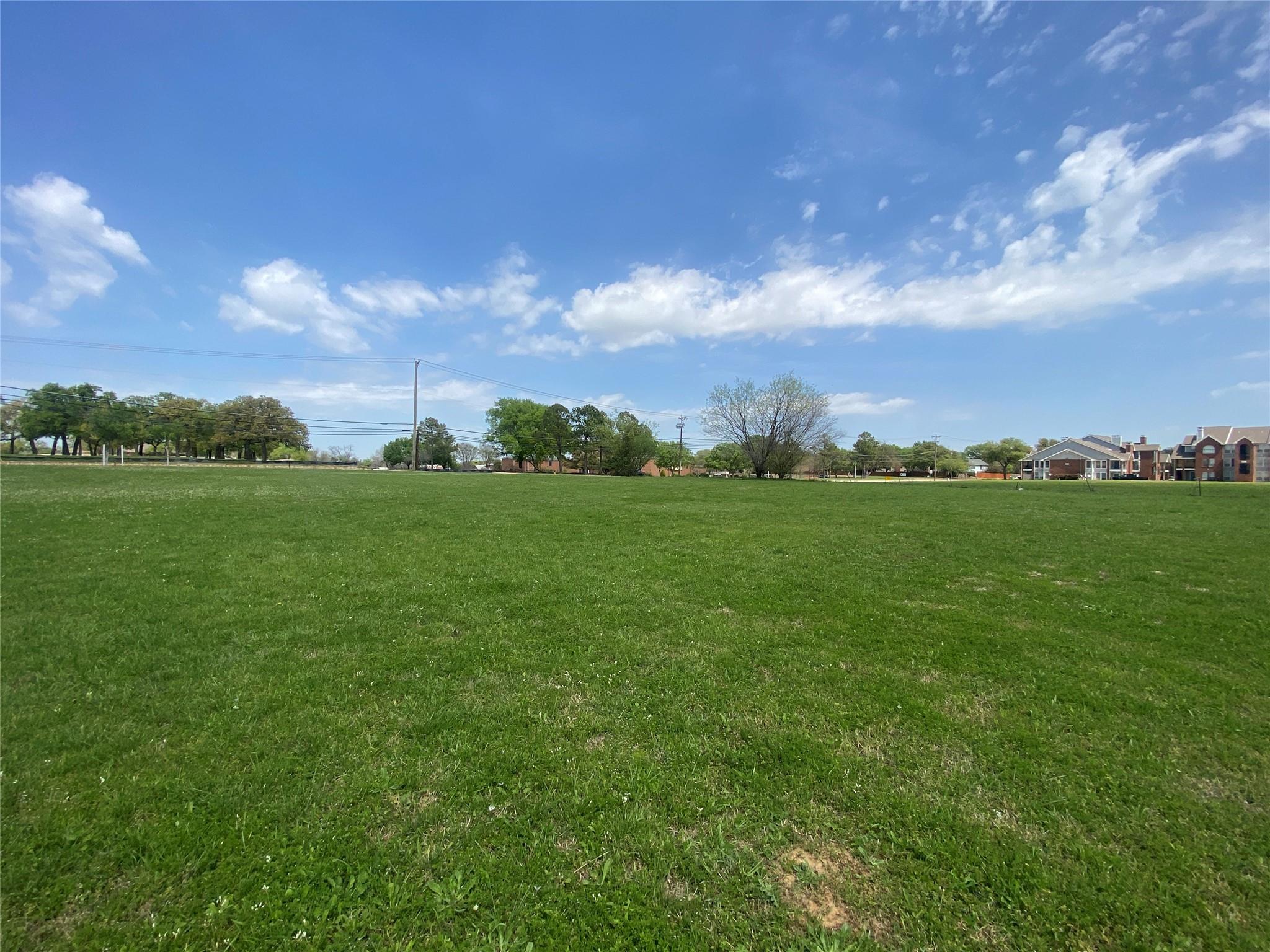 main property photo 19