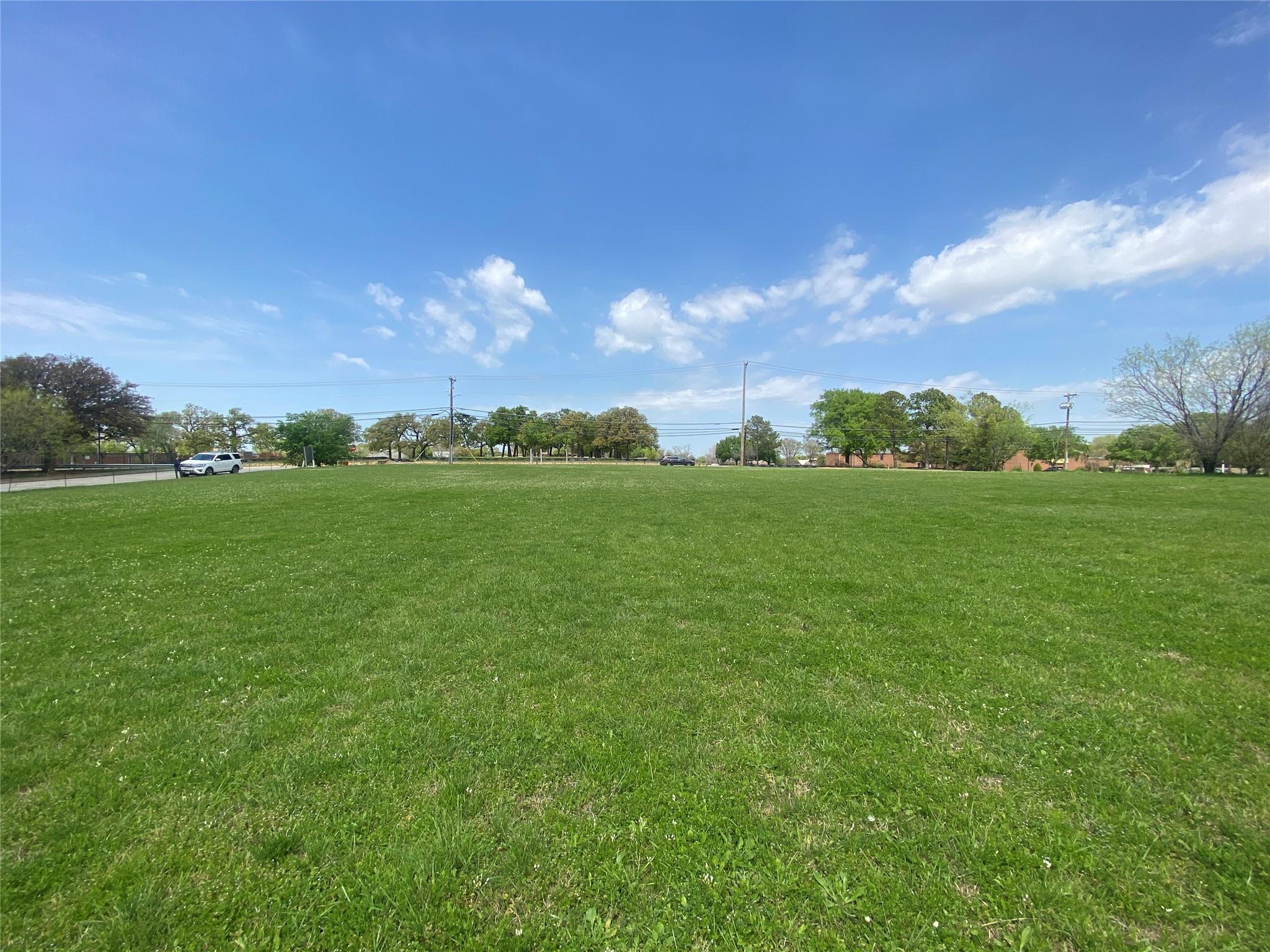 main property photo 22