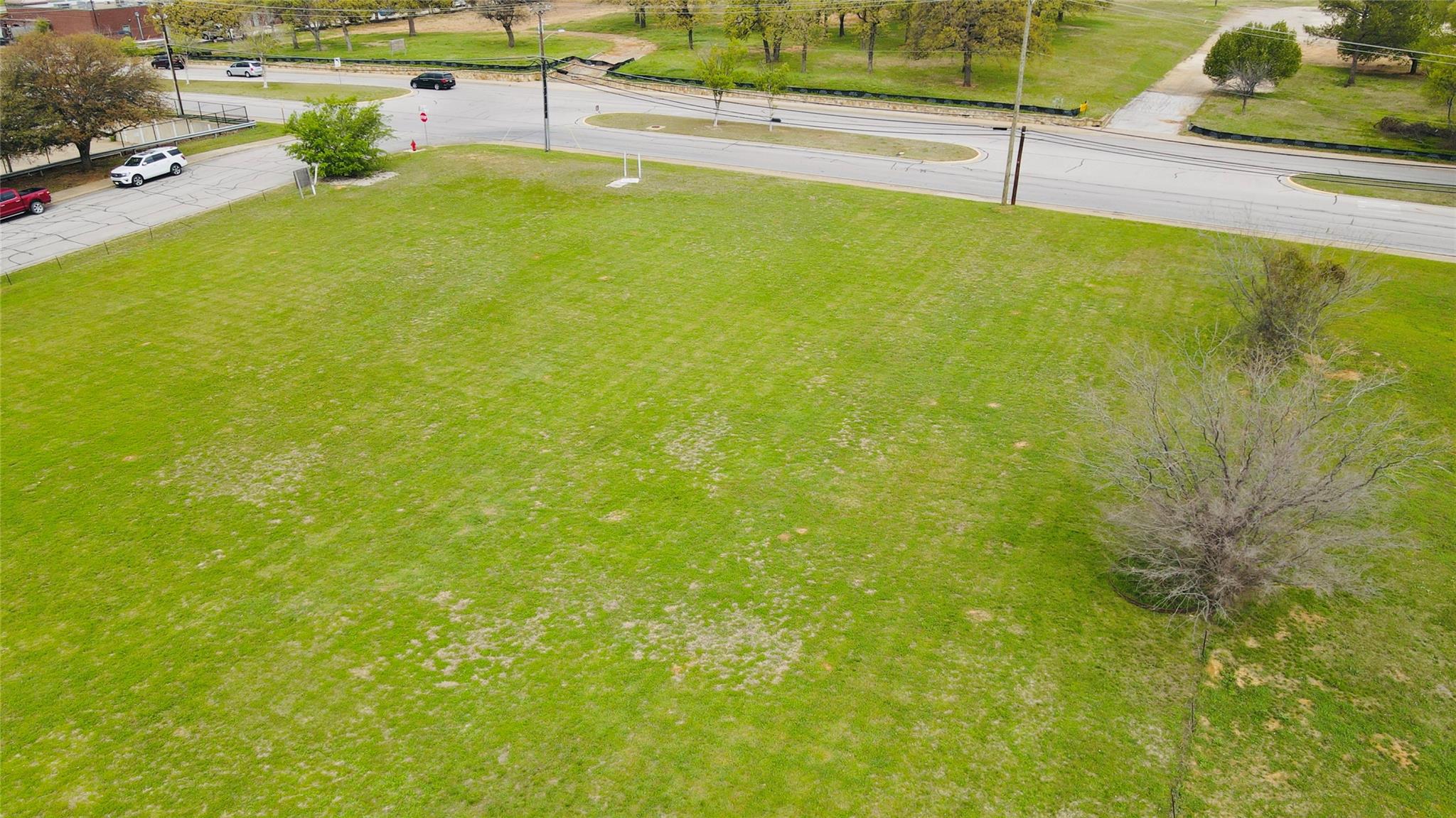 main property photo 7
