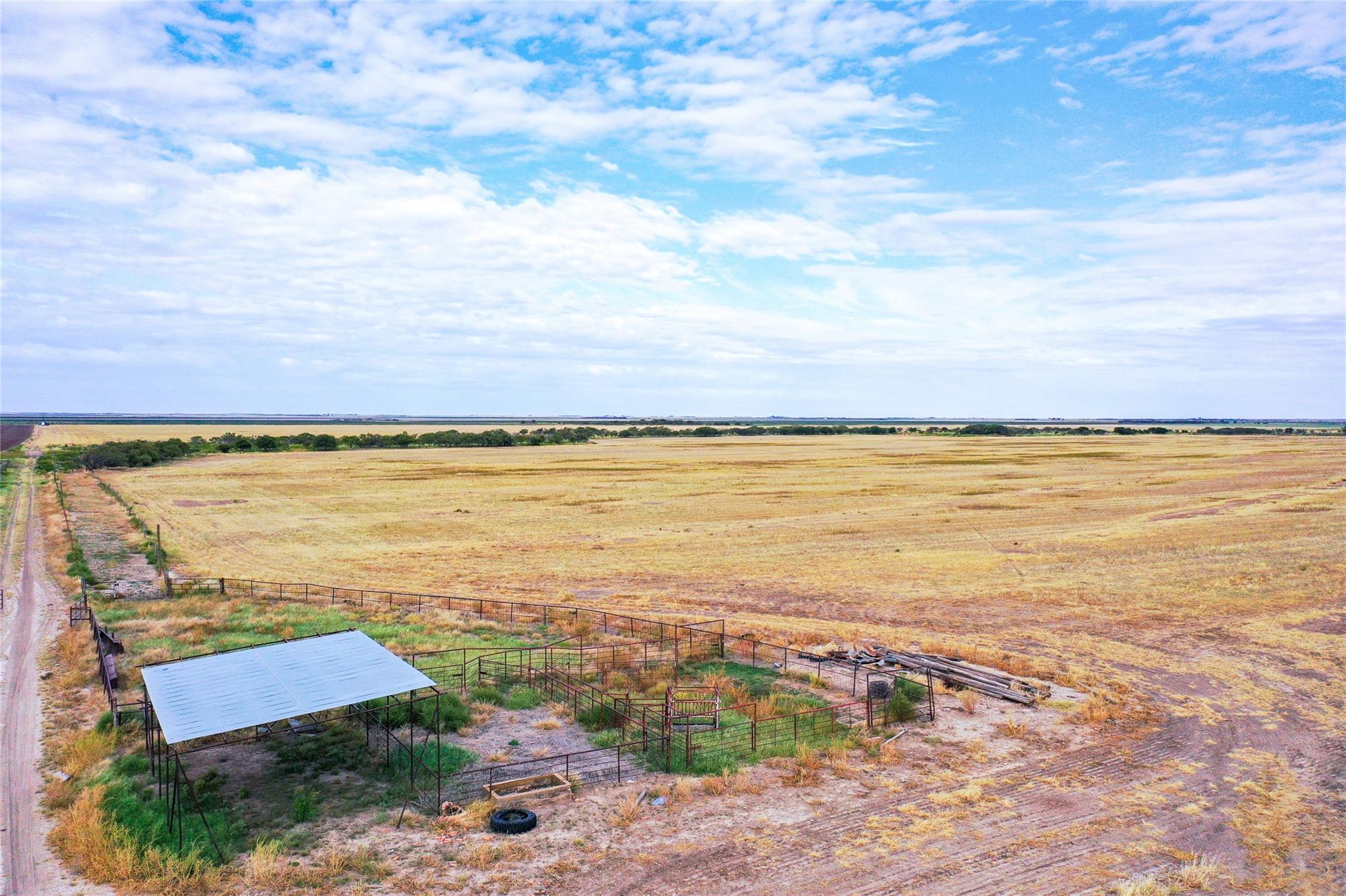 main property photo 16