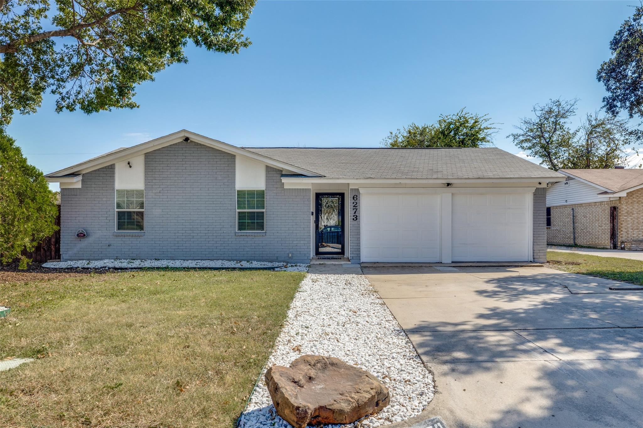 6273 Jennie Dr, Fort Worth, TX 76133