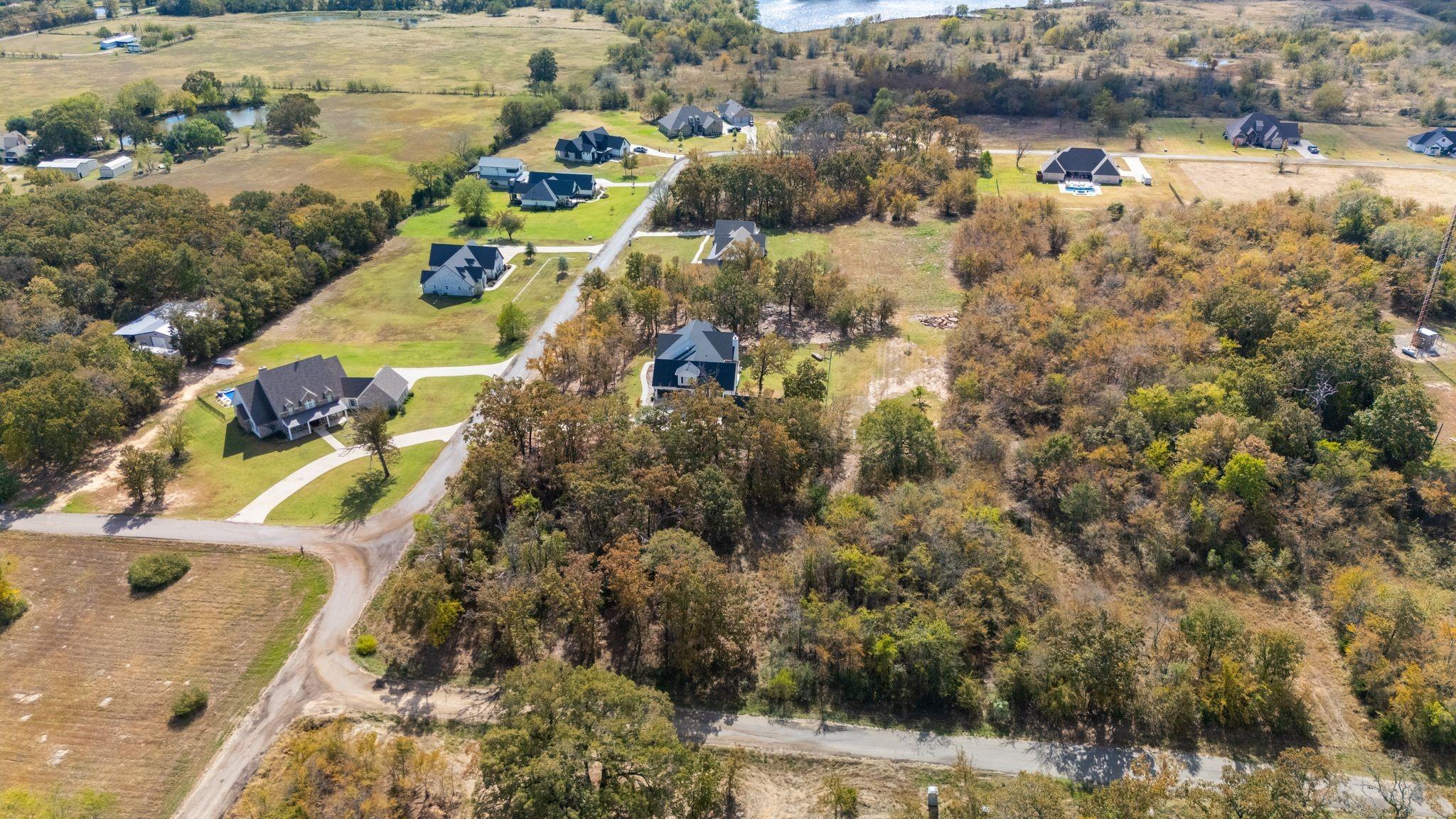 main property photo 8