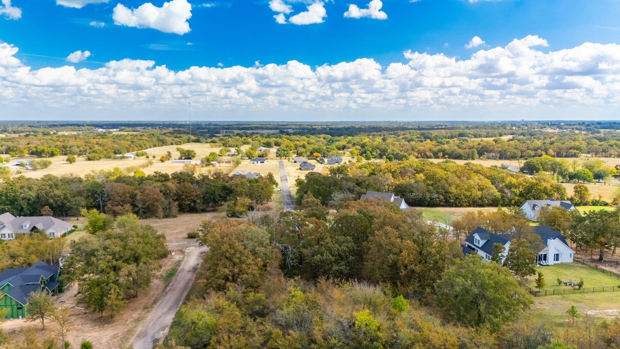 main property photo 9