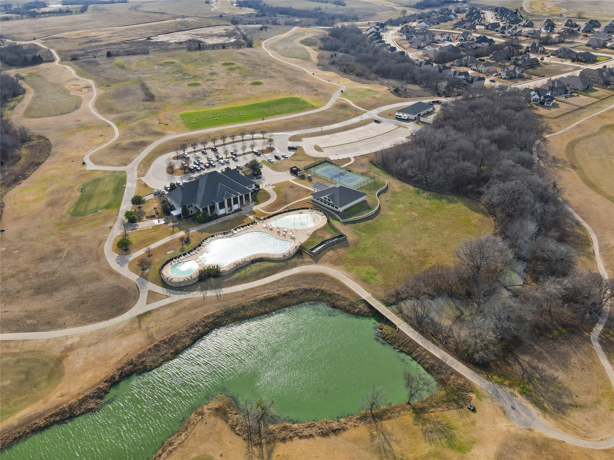main property photo 6