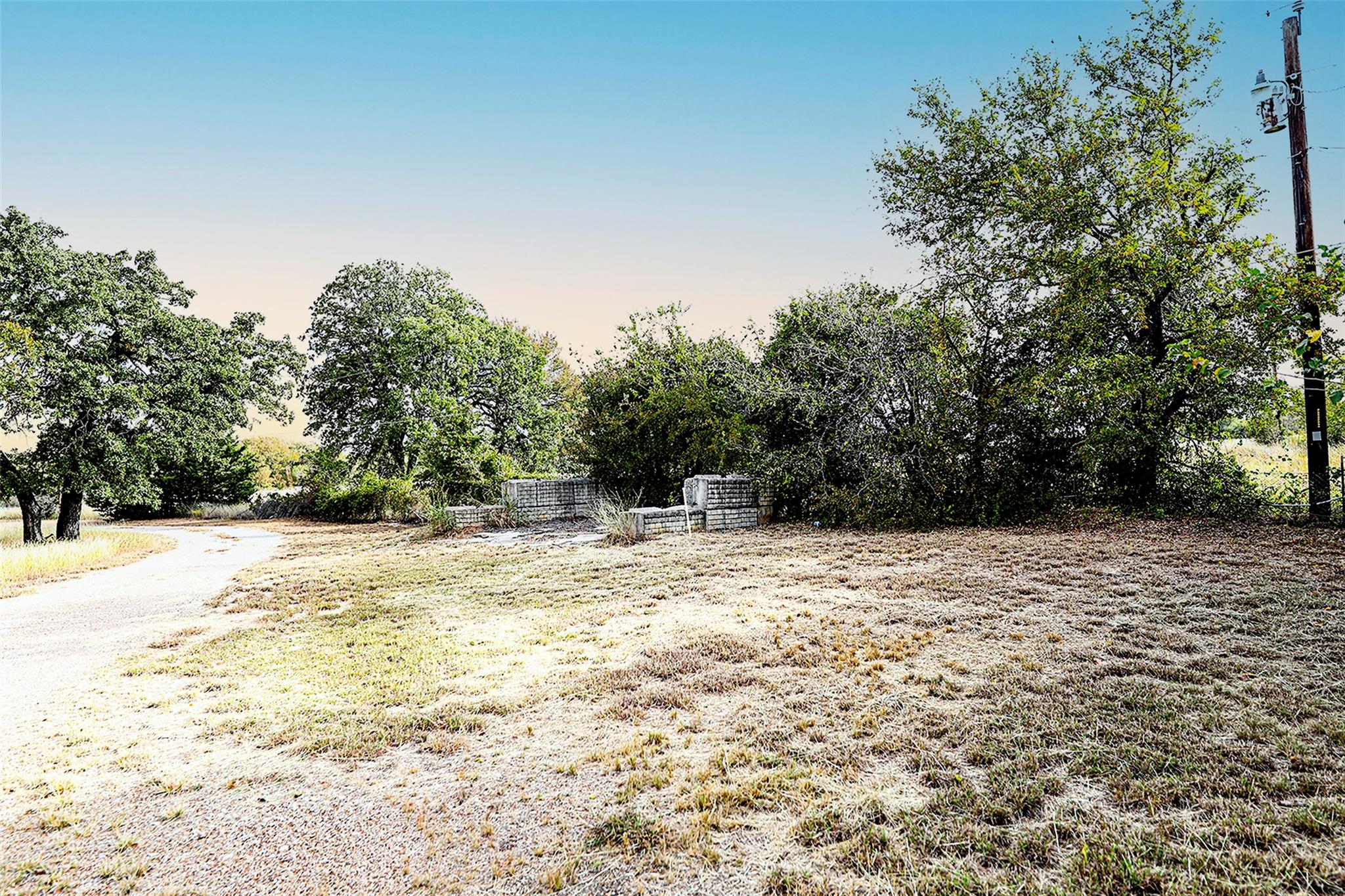 main property photo 22