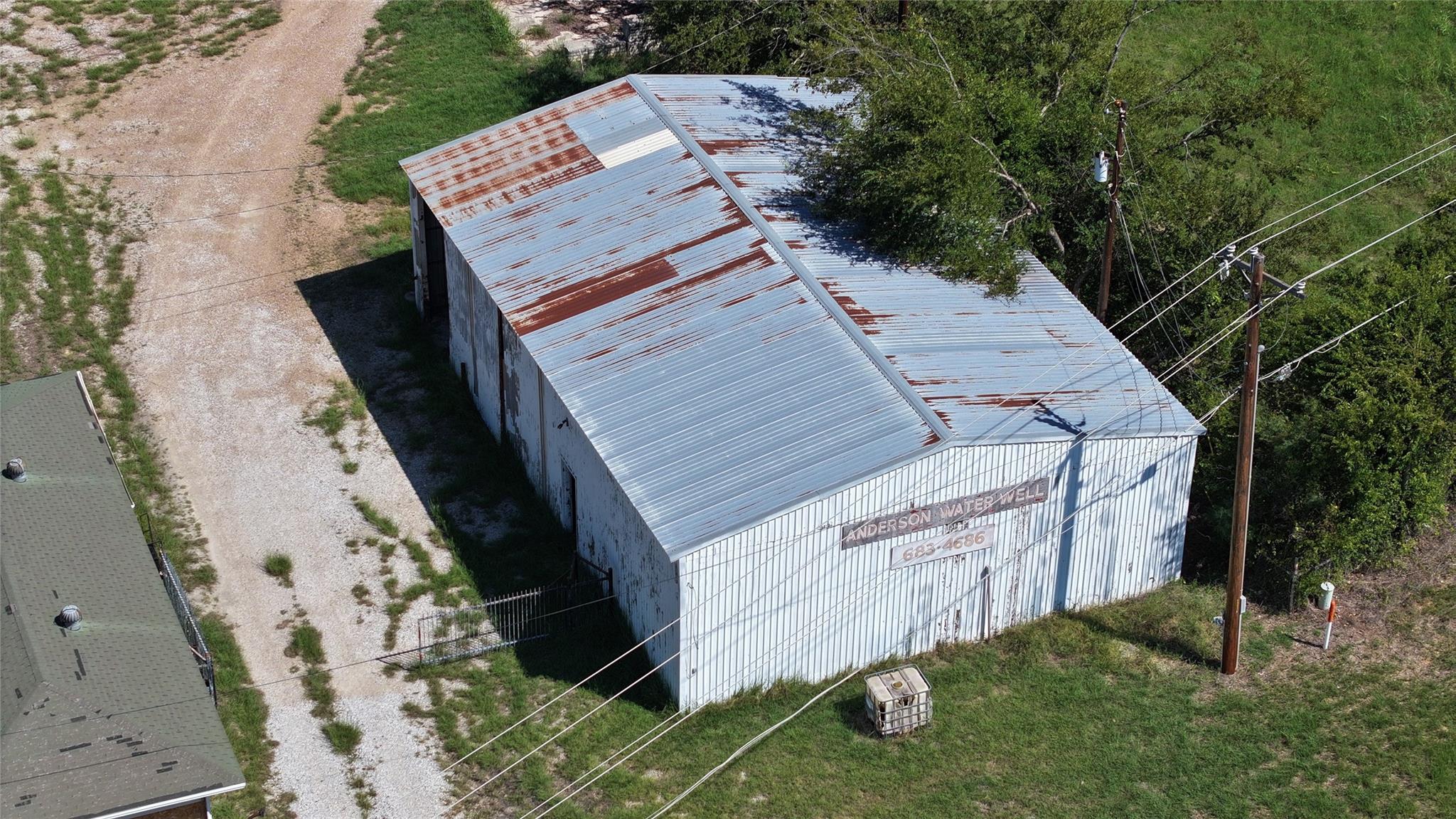 main property photo 6
