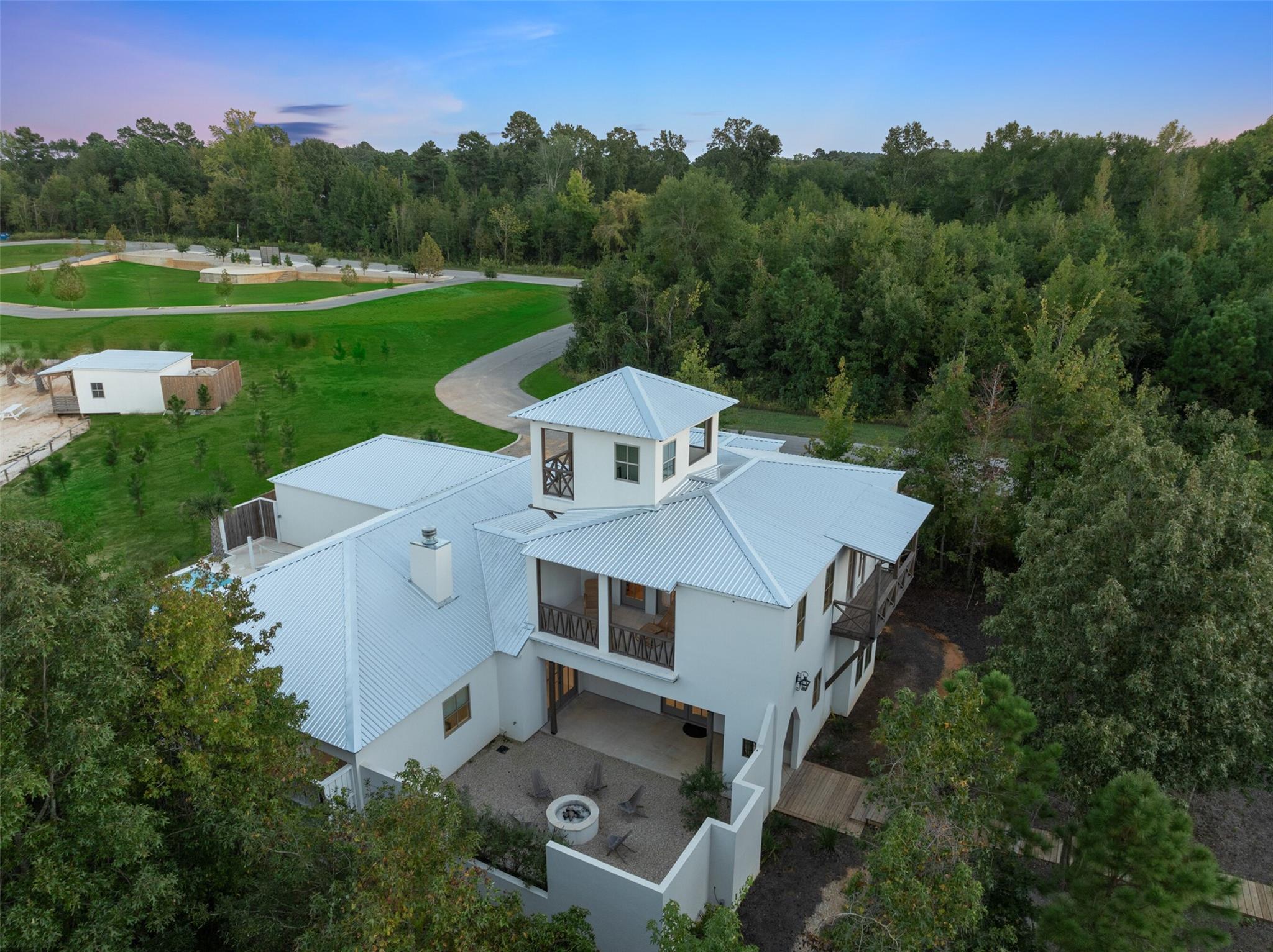 main property photo 37